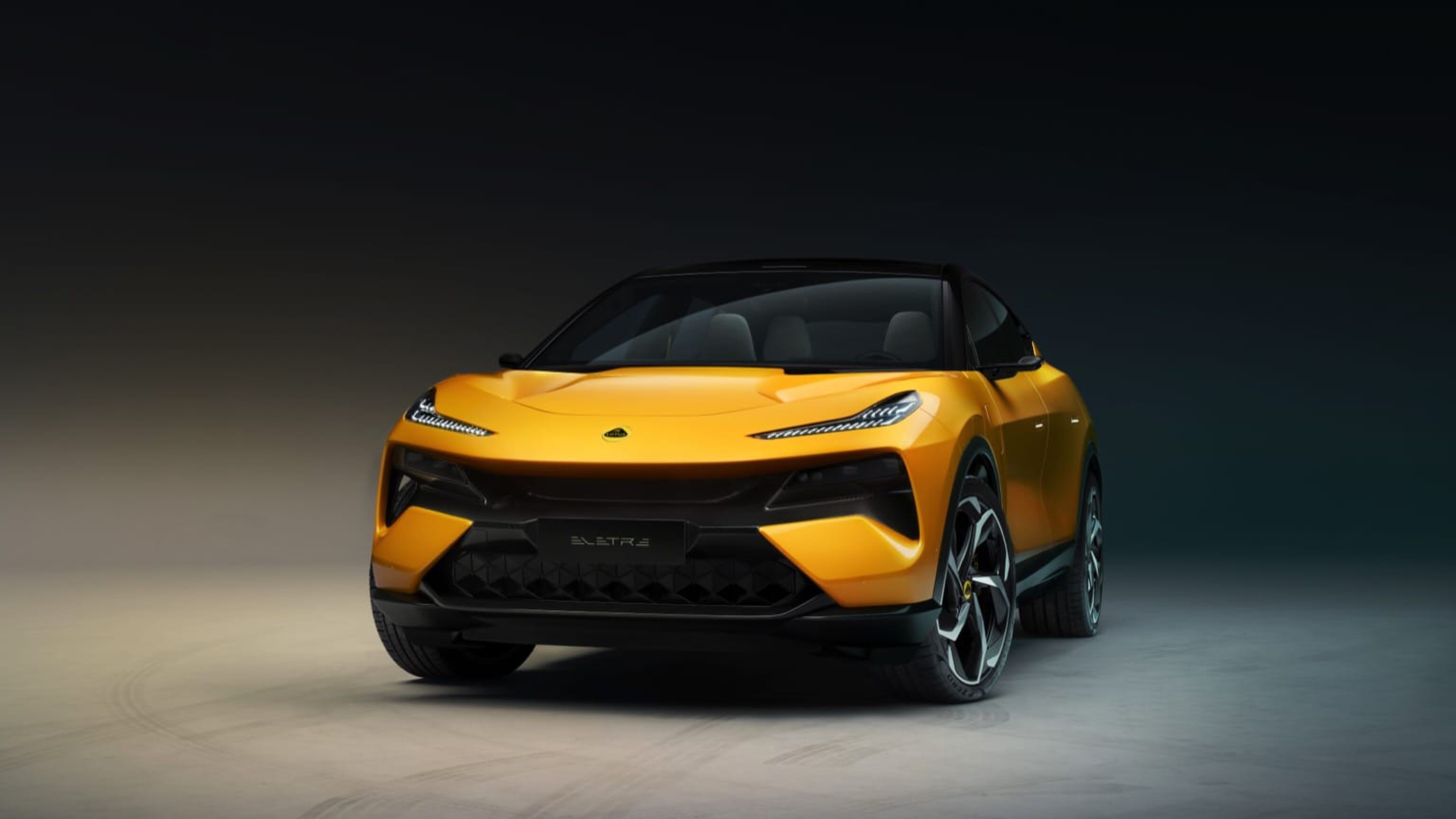 Lamborghini Urus (Lotus)