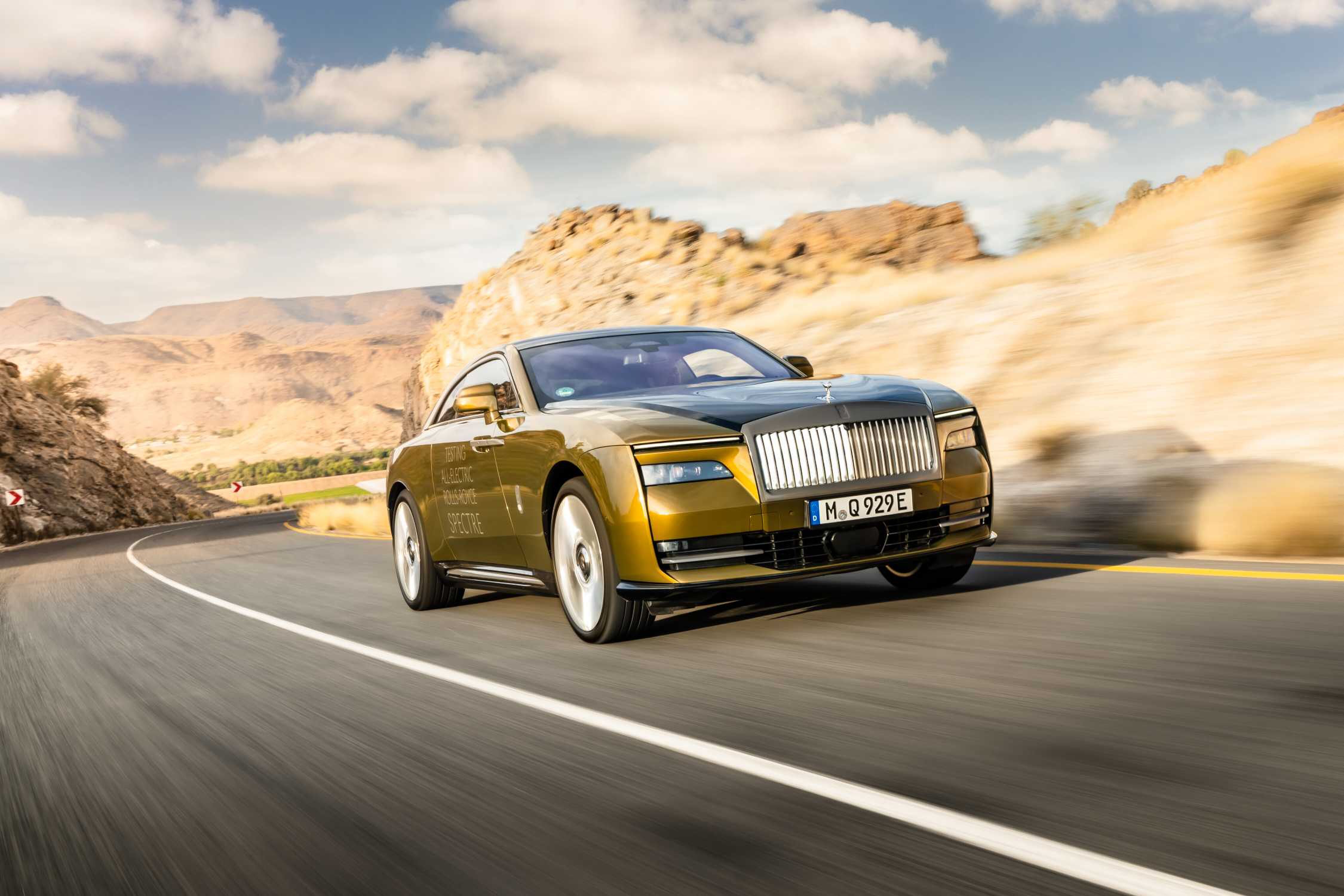 Rolls-Royce Spectre-02