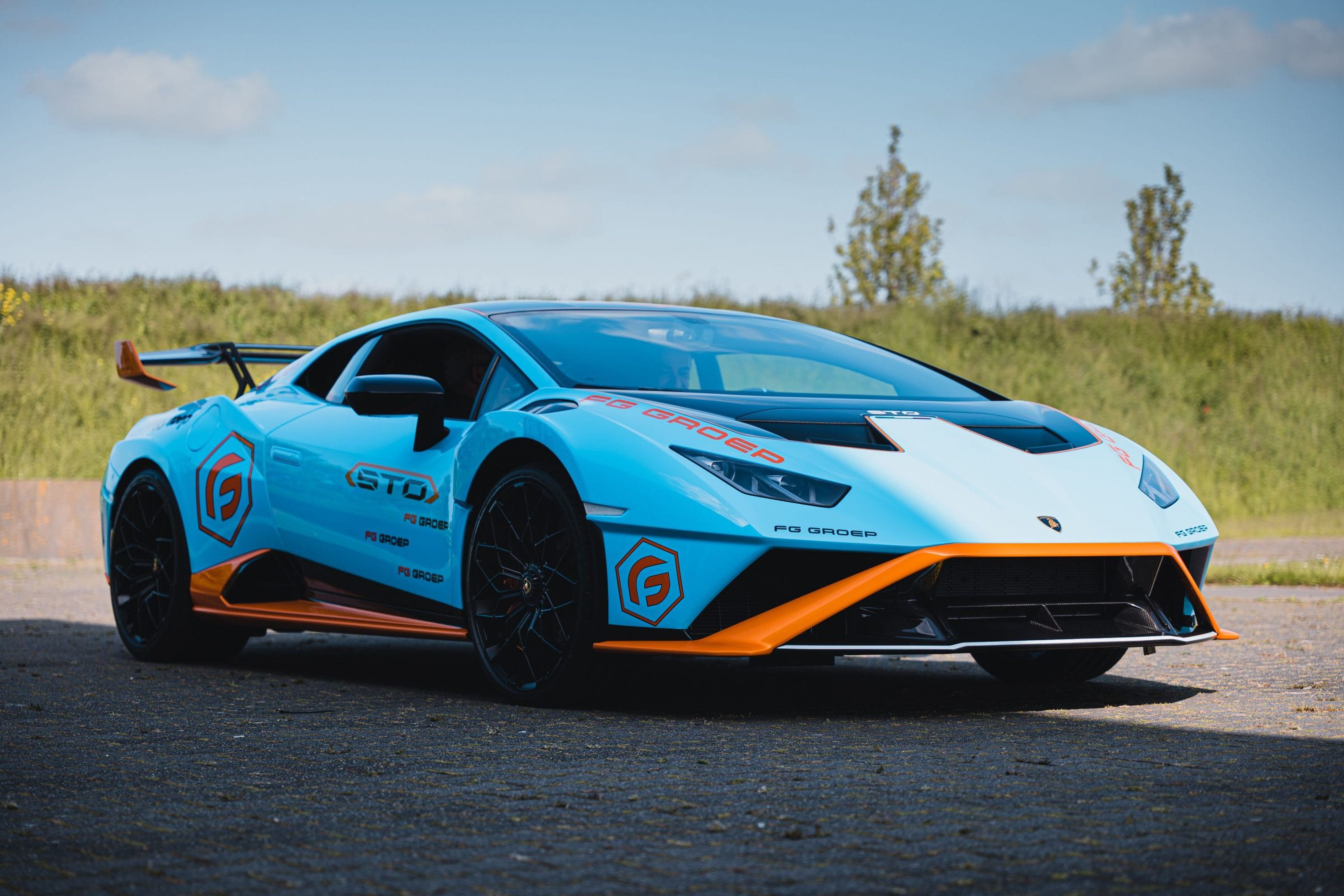Lamborghini Huracán (STO)-01