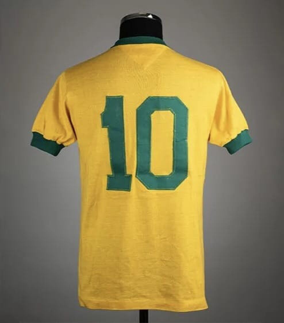Pelé shirt