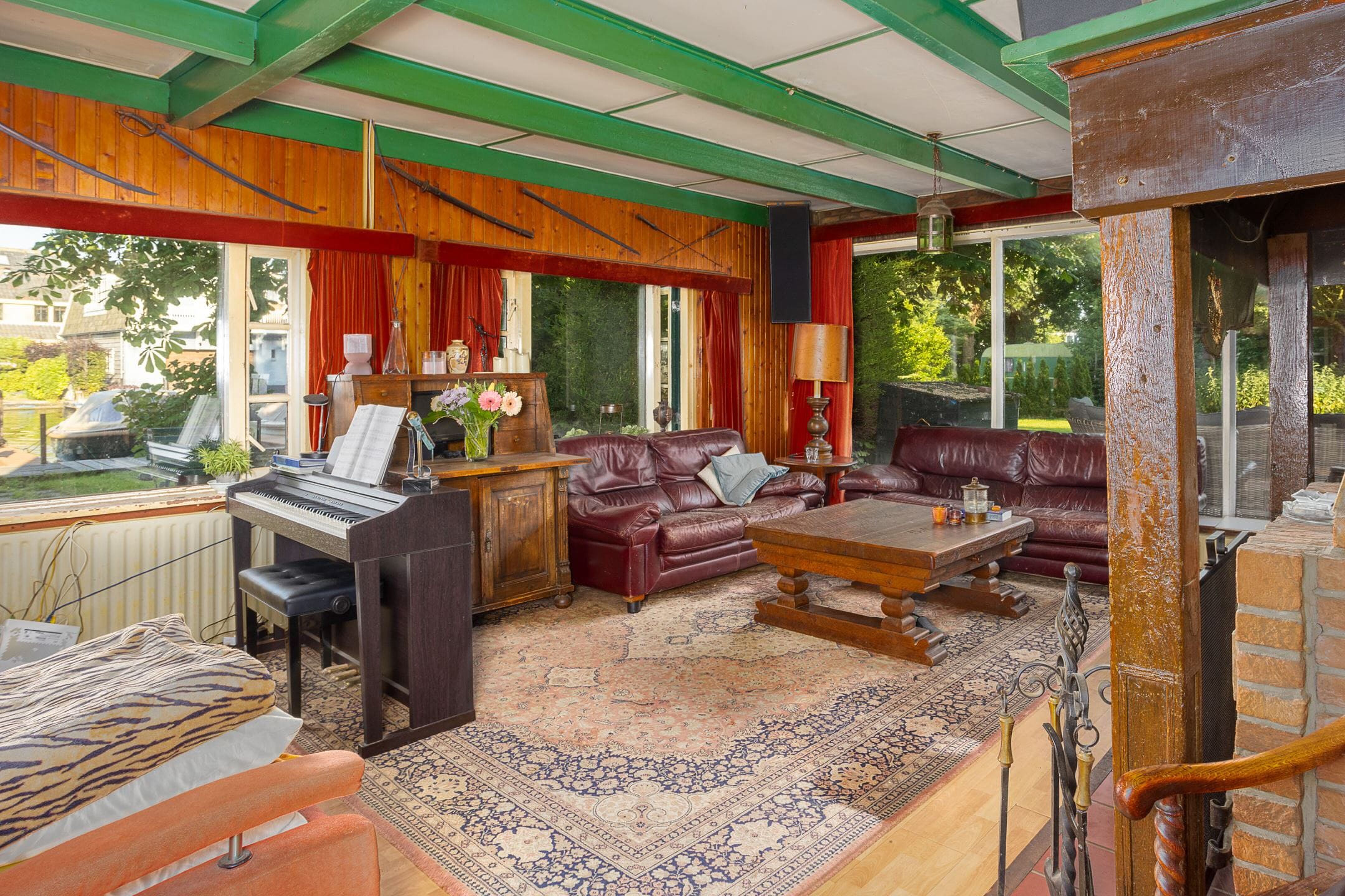 Privé-eiland Warmond villa