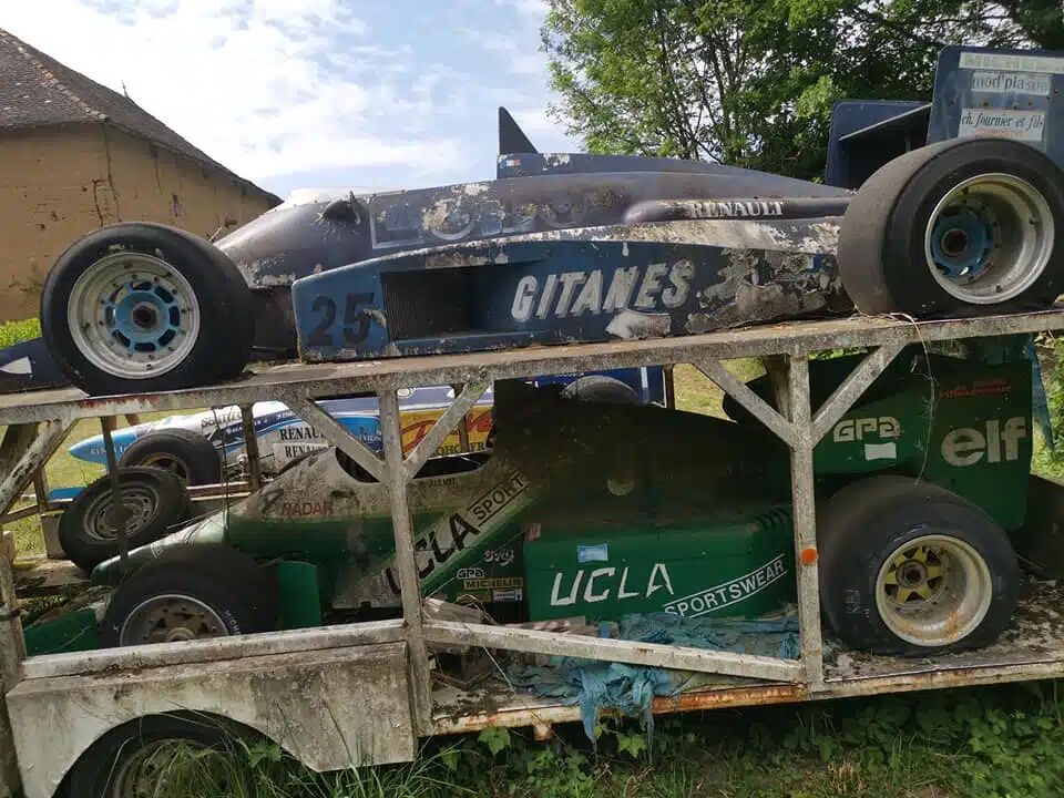 Verlaten F1-autokerkhof ontdekt