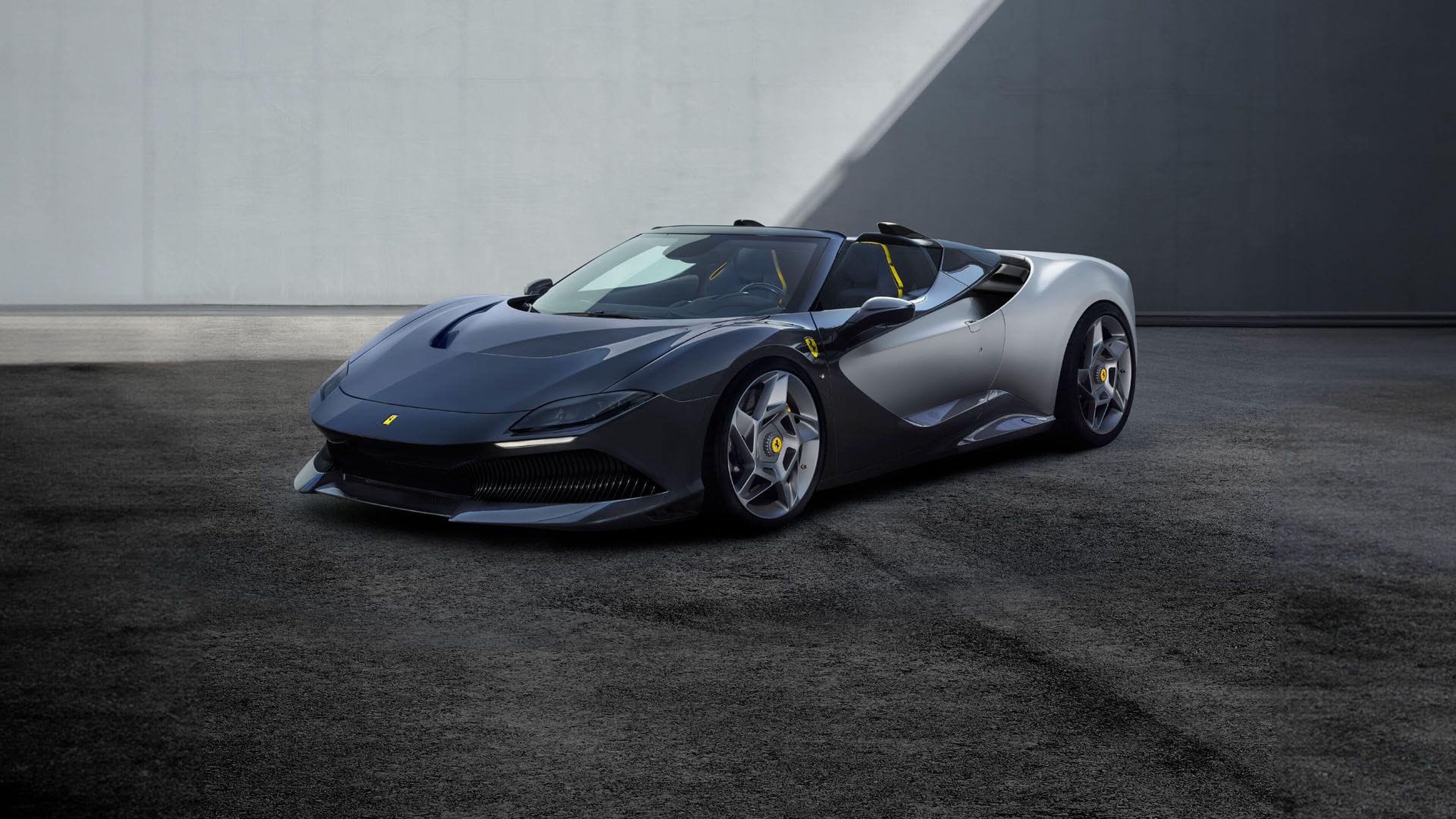 De Ferrari SP-8 Op Maat Gemaakt voor Steigerende Paarden