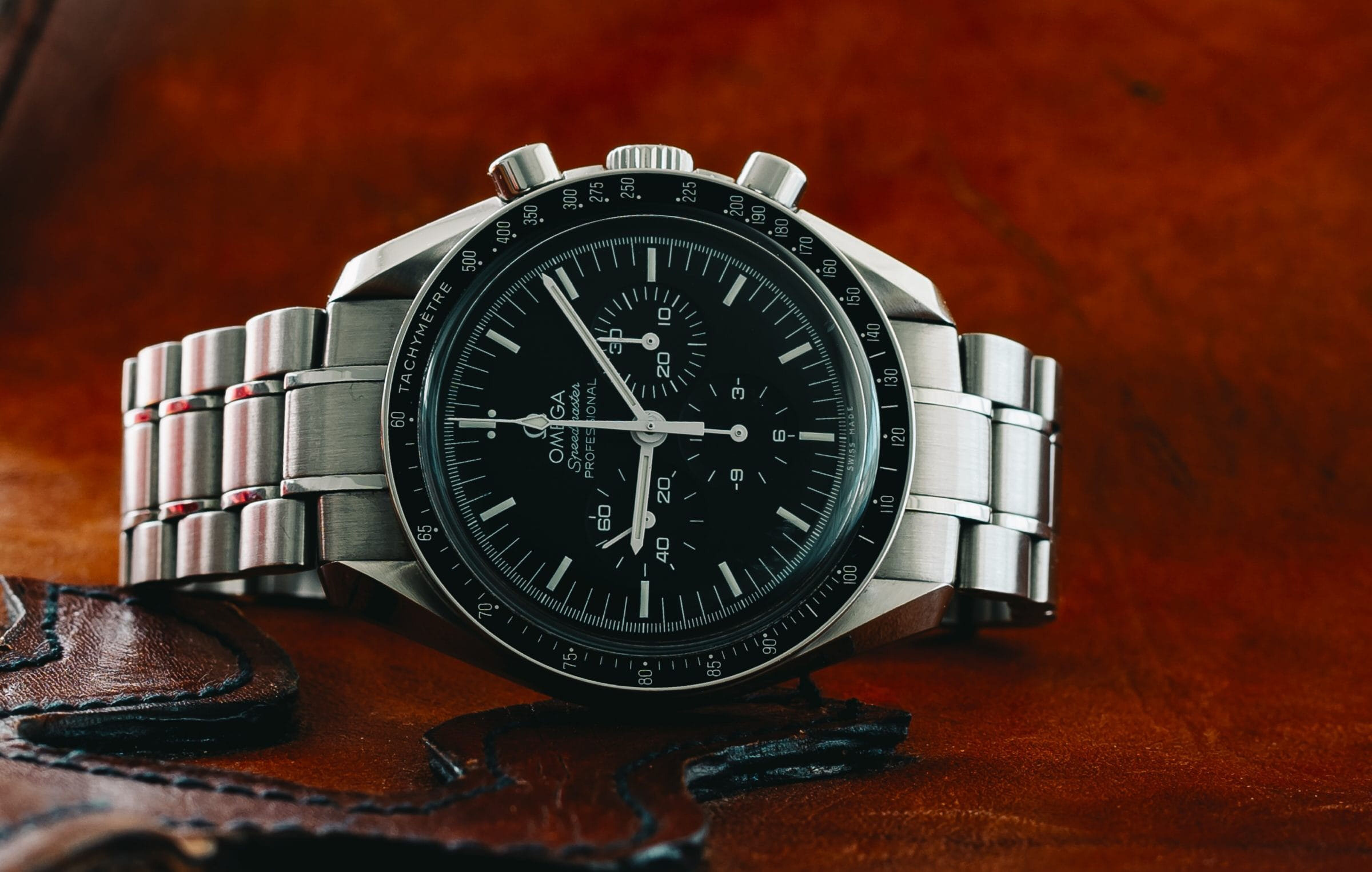 De geschiedenis van Omega: van bescheiden start tot een grote speler in de luxe horlogerie