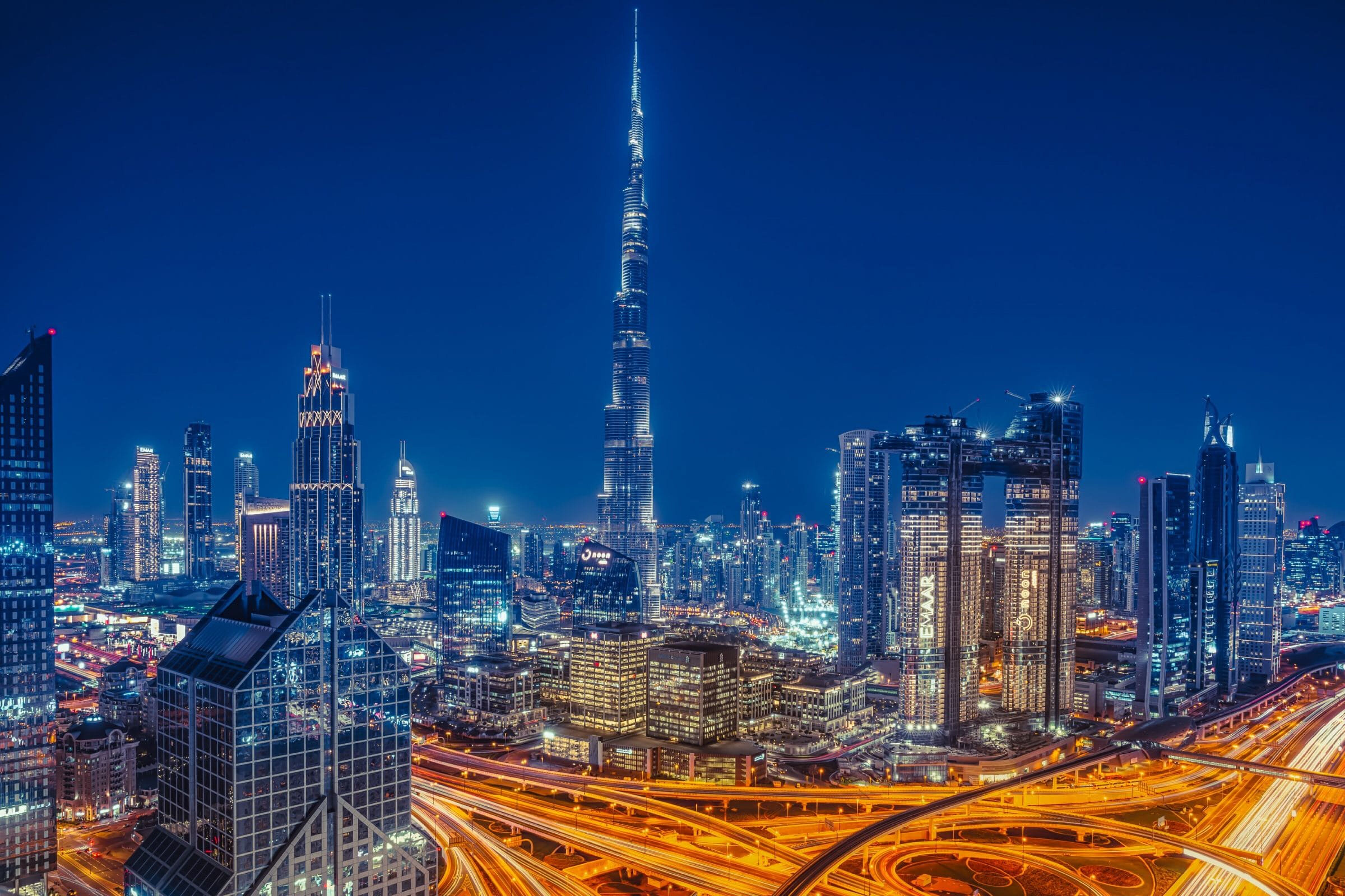 Dubai's Onderwatertrein Een Baanbrekend Verbindingsproject van 1900 kilometer