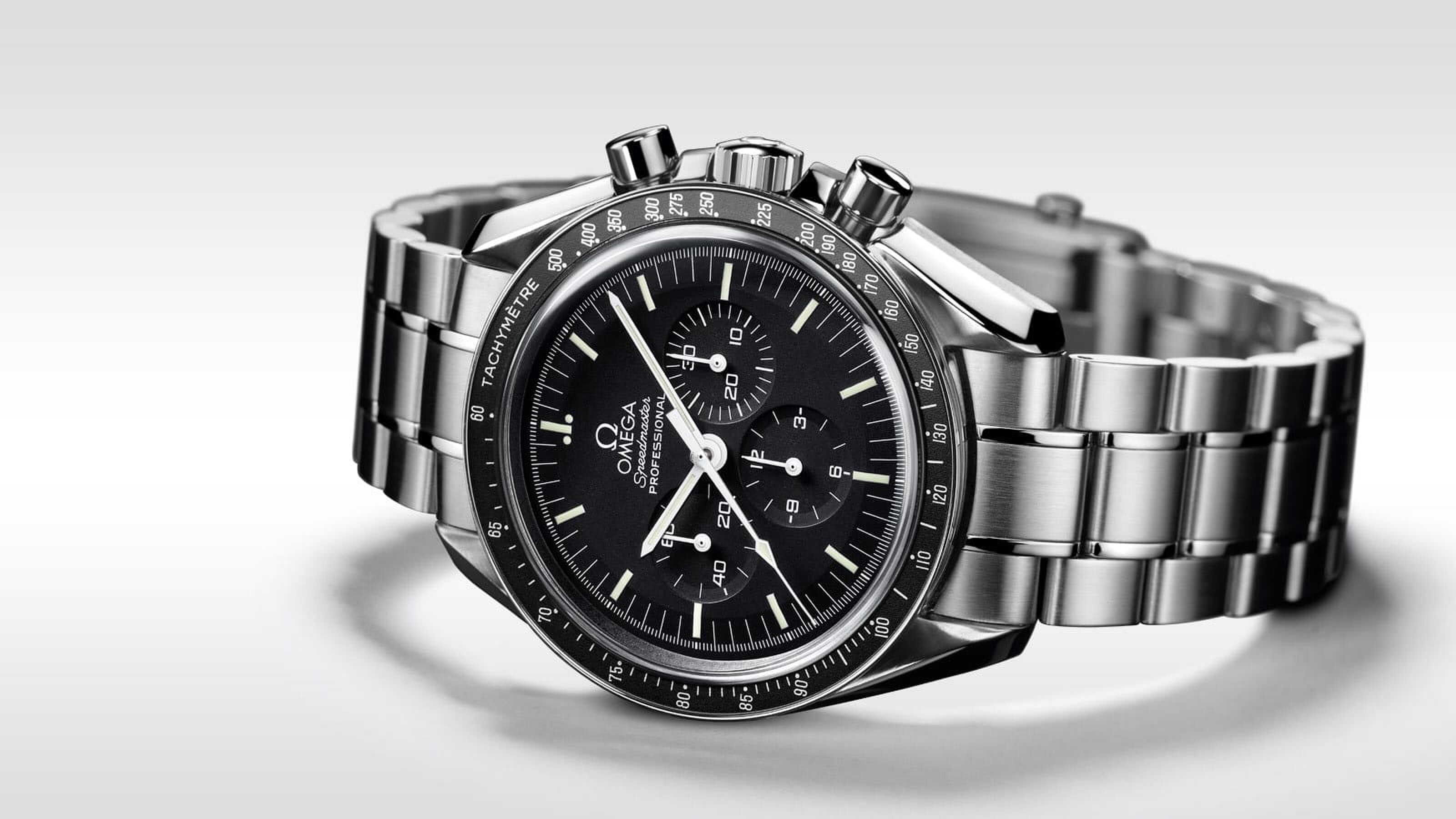 Ontdek de Tijdloze Elegantie van de Omega Speedmaster