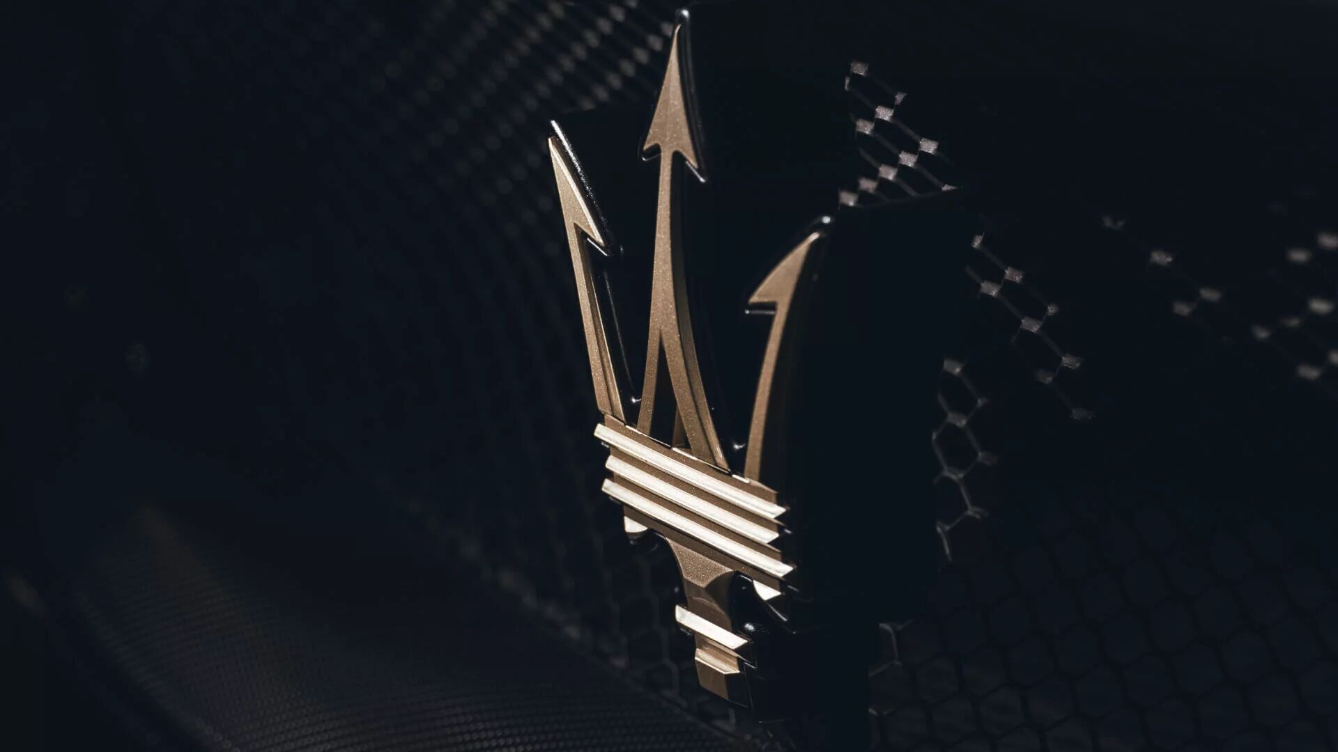 Maserati onthult een gloednieuwe, exclusieve krachtpatser: de MC20 Notte