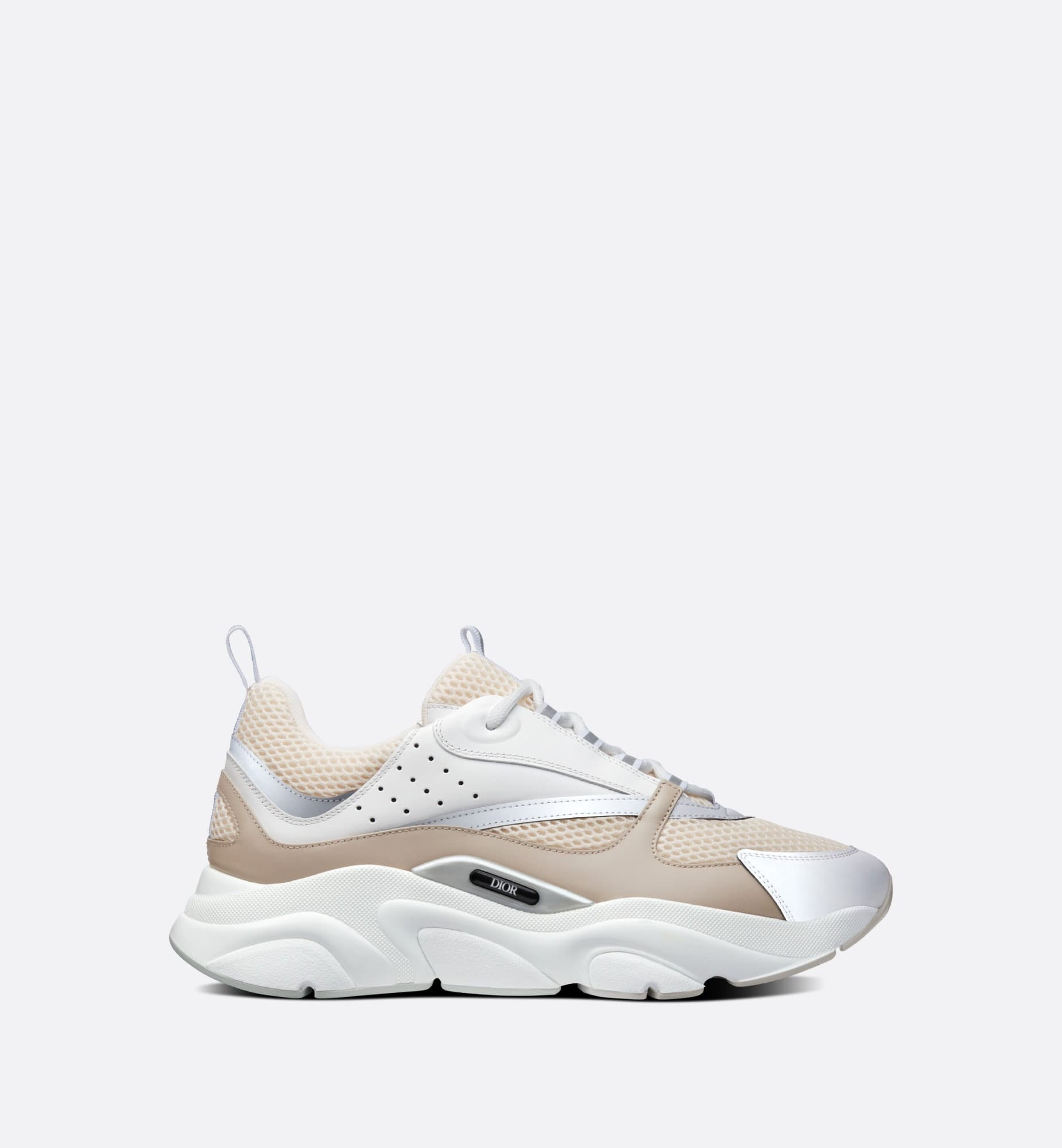 De top luxe simpele sneakers: een overzicht van de meest exclusieve merken