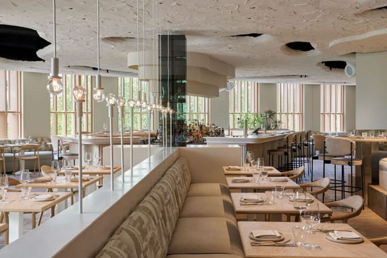 Restaurant Nela culinaire parel in Valley Amsterdam
