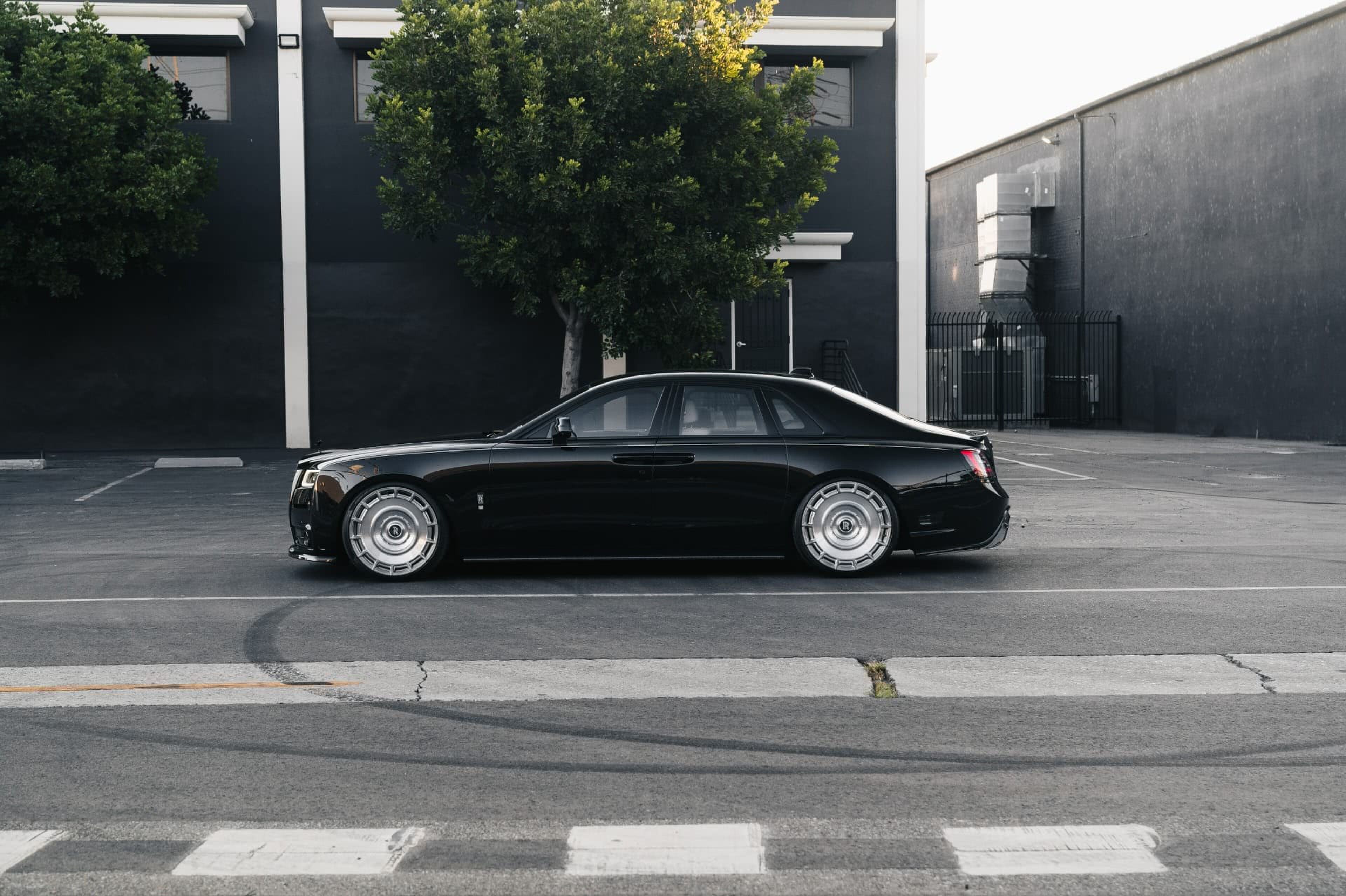 Vossen's 24-inch Putdeksels een luxueuze upgrade voor de Rolls-Royce Ghost