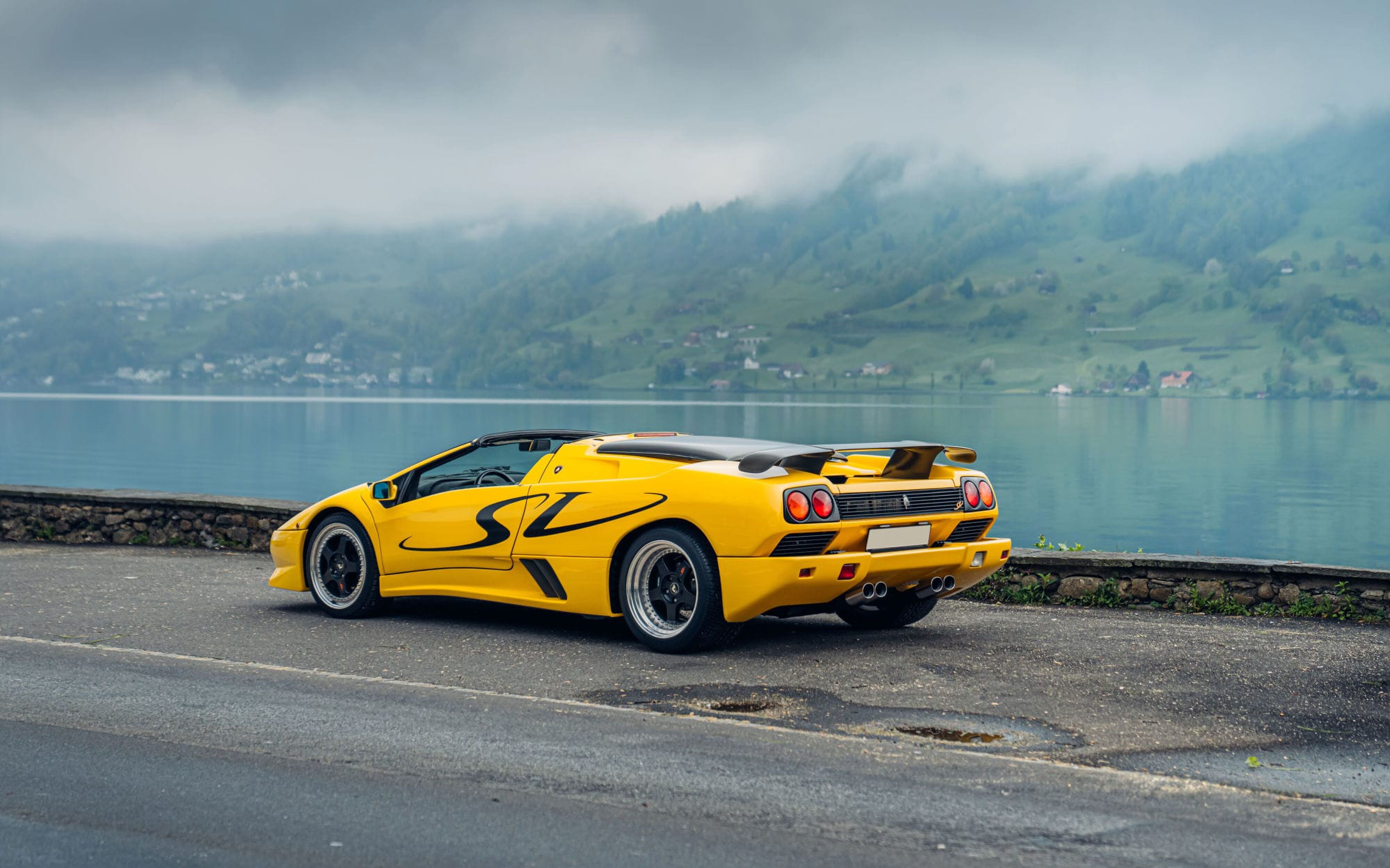 Lamborghini Diablo Roadster