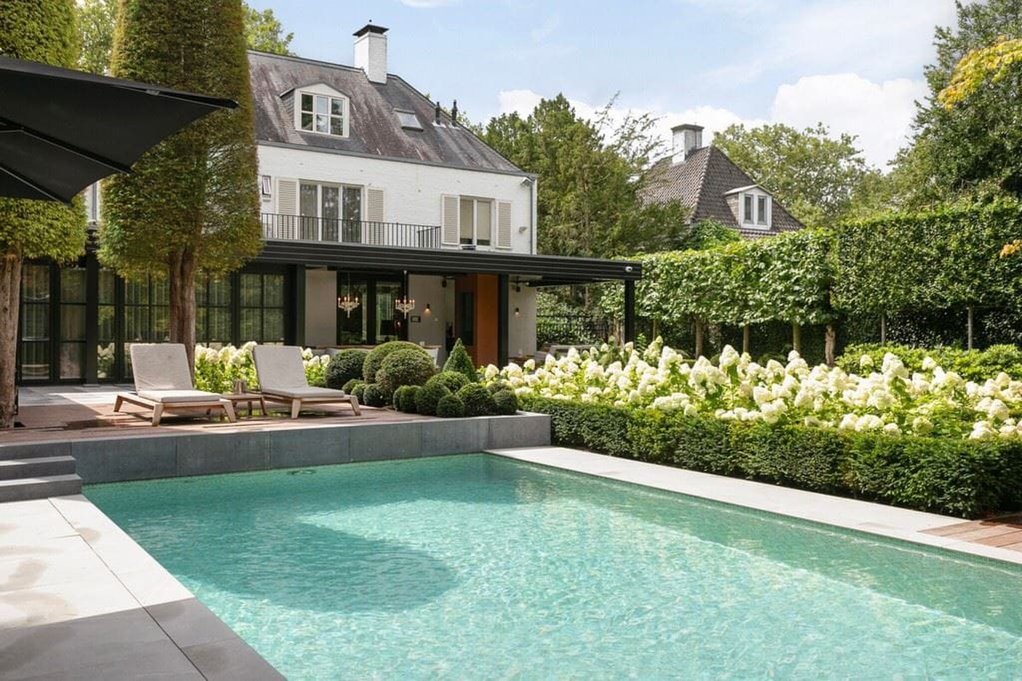 Zwembad villa Eindhoven