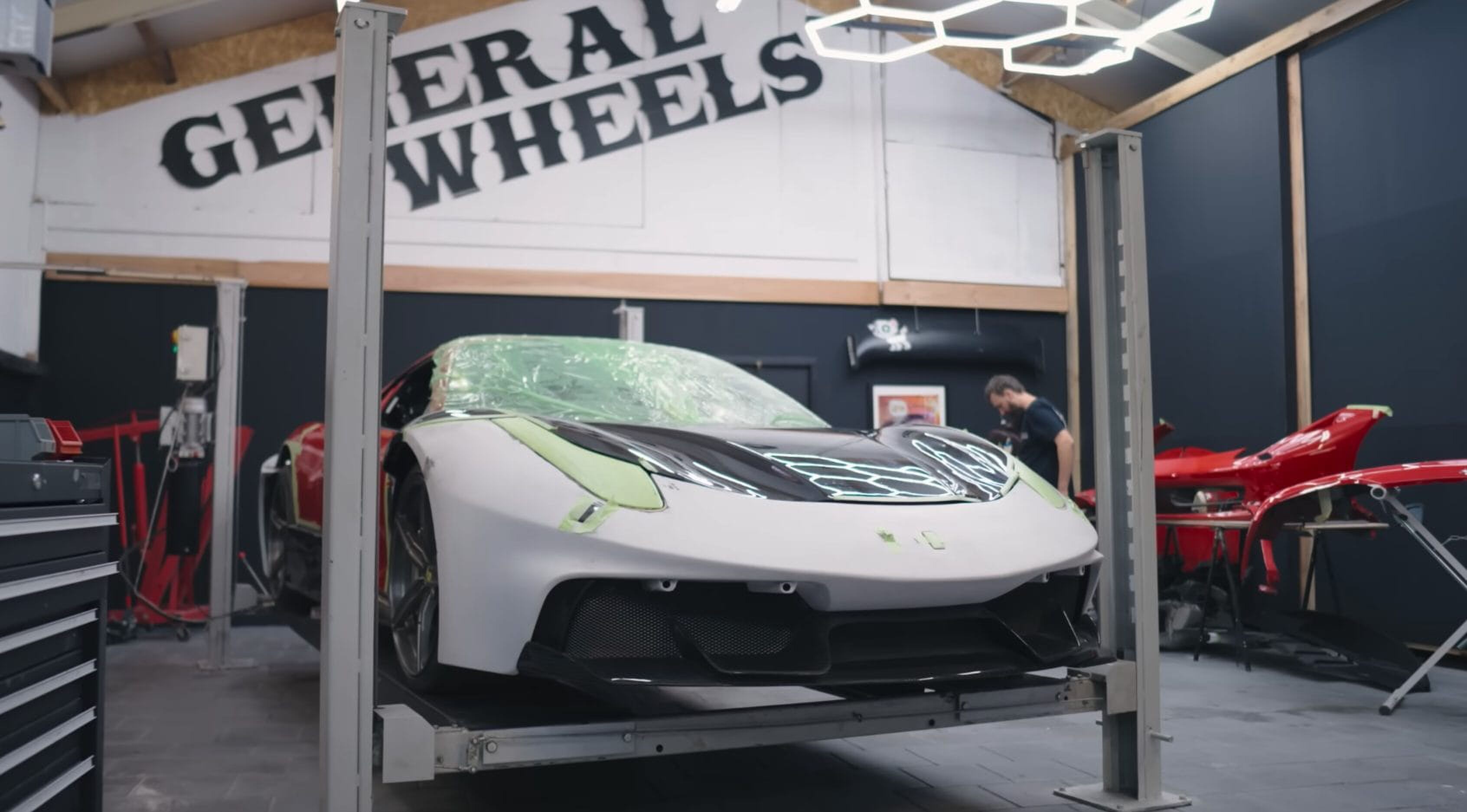Een unieke transformatie van een Ferrari 458 door La Fuente