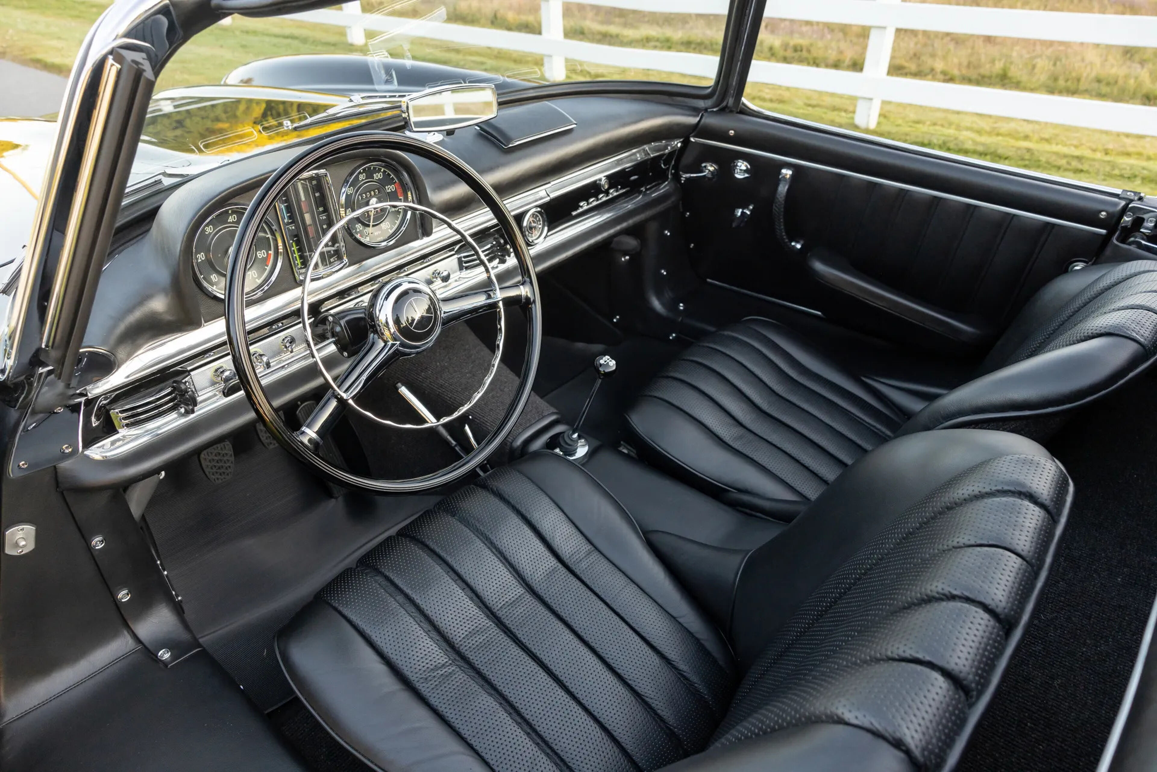 Mercedes-Benz 300 SL Roadster