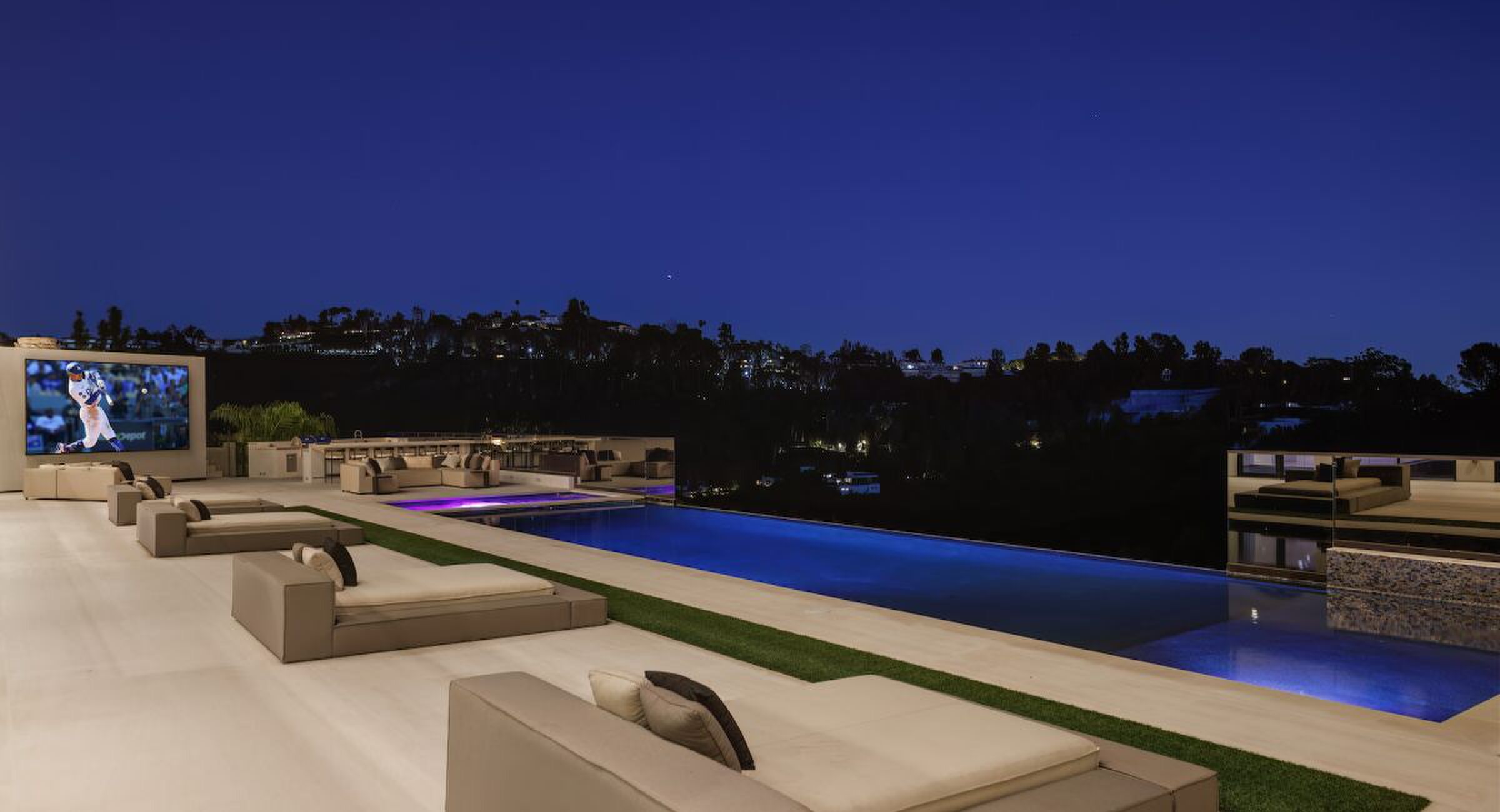 Megamansion in Bel Air te koop aangeboden vanaf $ 30 miljoen