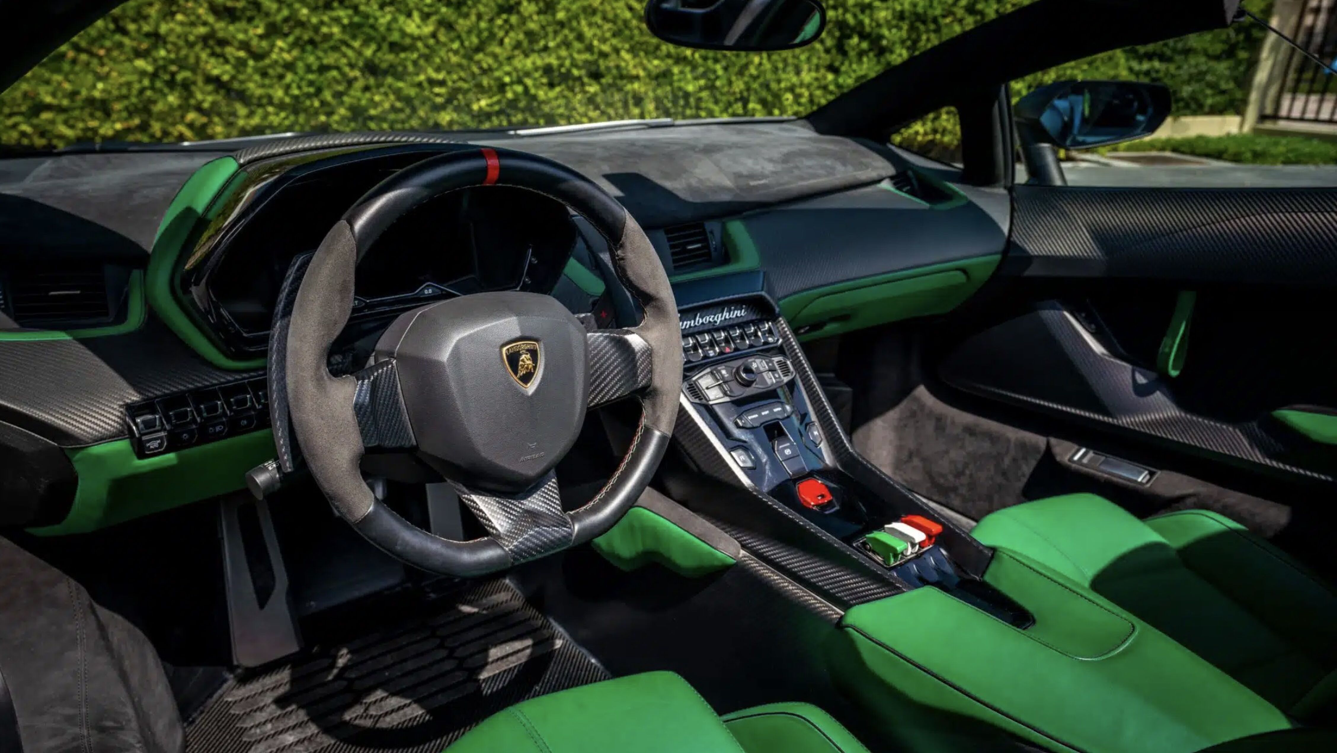 Lamborghini Veneno Roadster