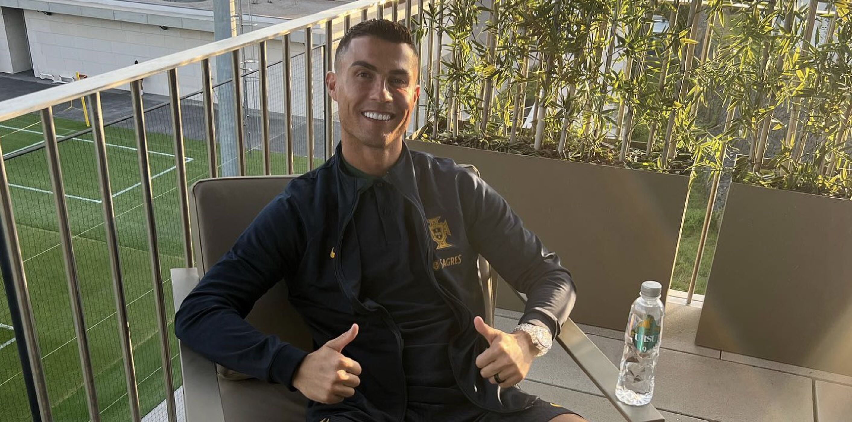 Cristiano Ronaldo heeft zijn vriendin ten huwelijk gevraagd met een horloge van $ 1,2 miljoen