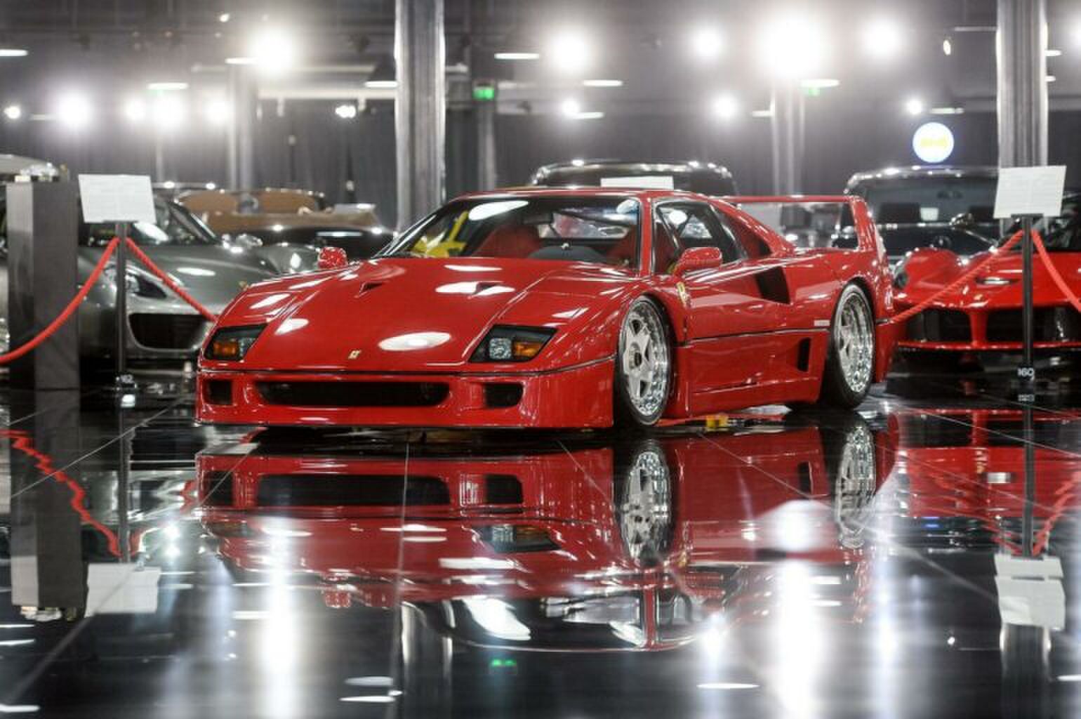 Ferrari F40 Roemeense miljardair