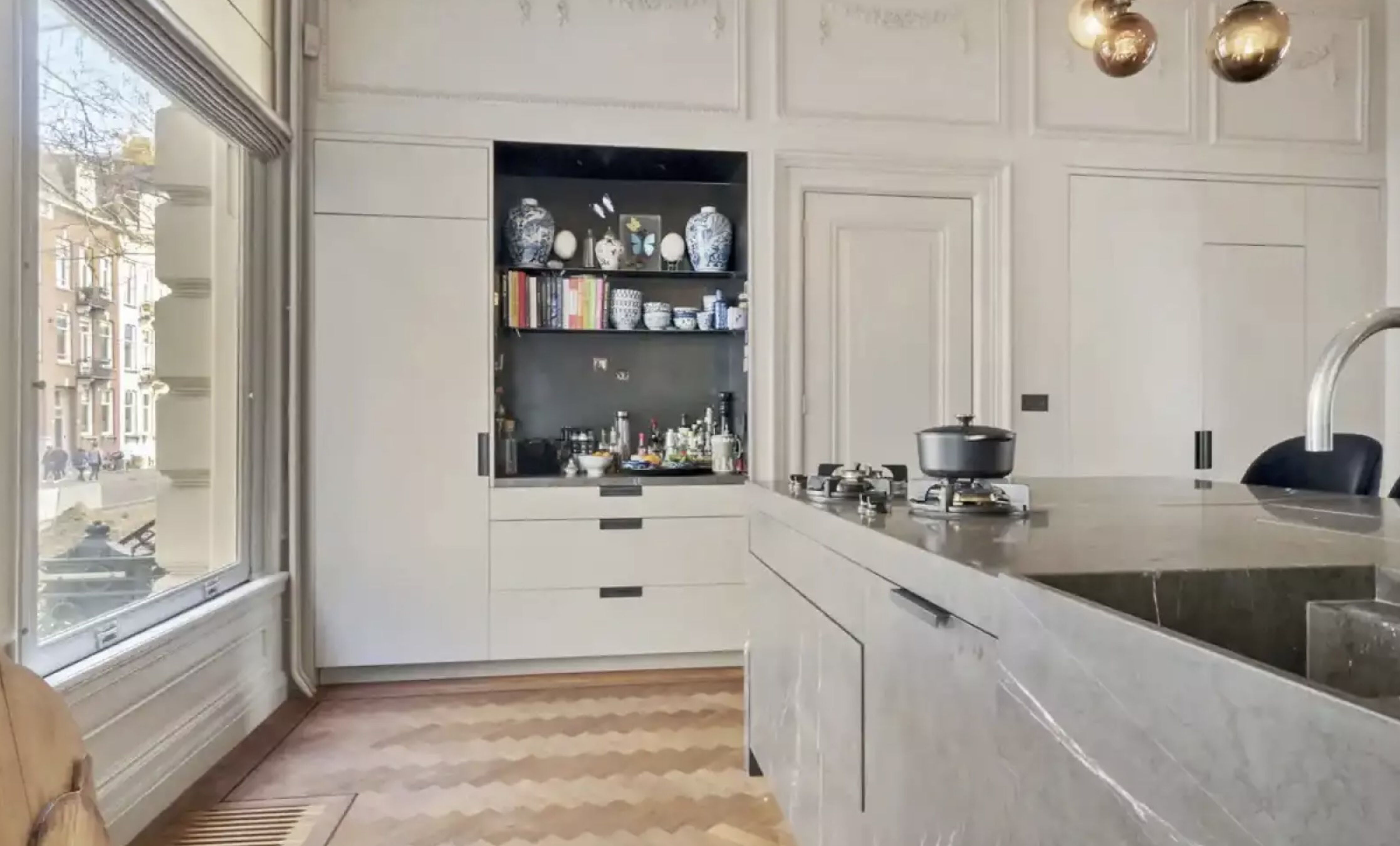 De stadsvilla van Prins Bernhard in Amsterdam