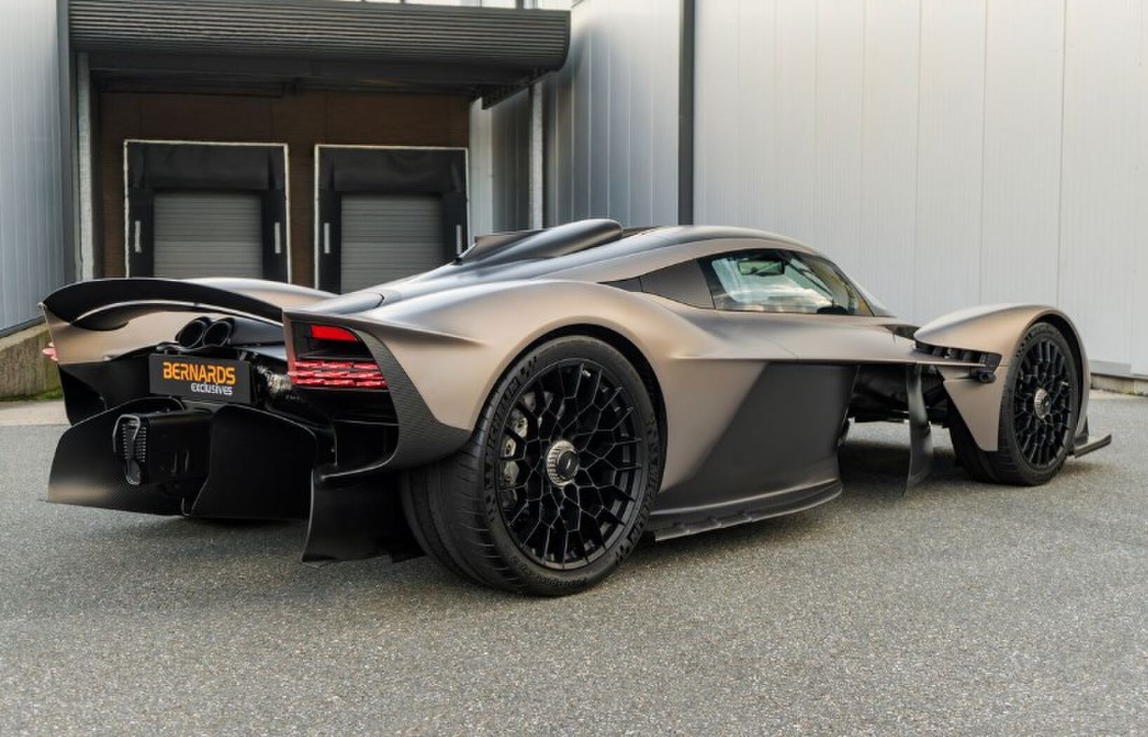 Aston Martin Valkyrie Nederland