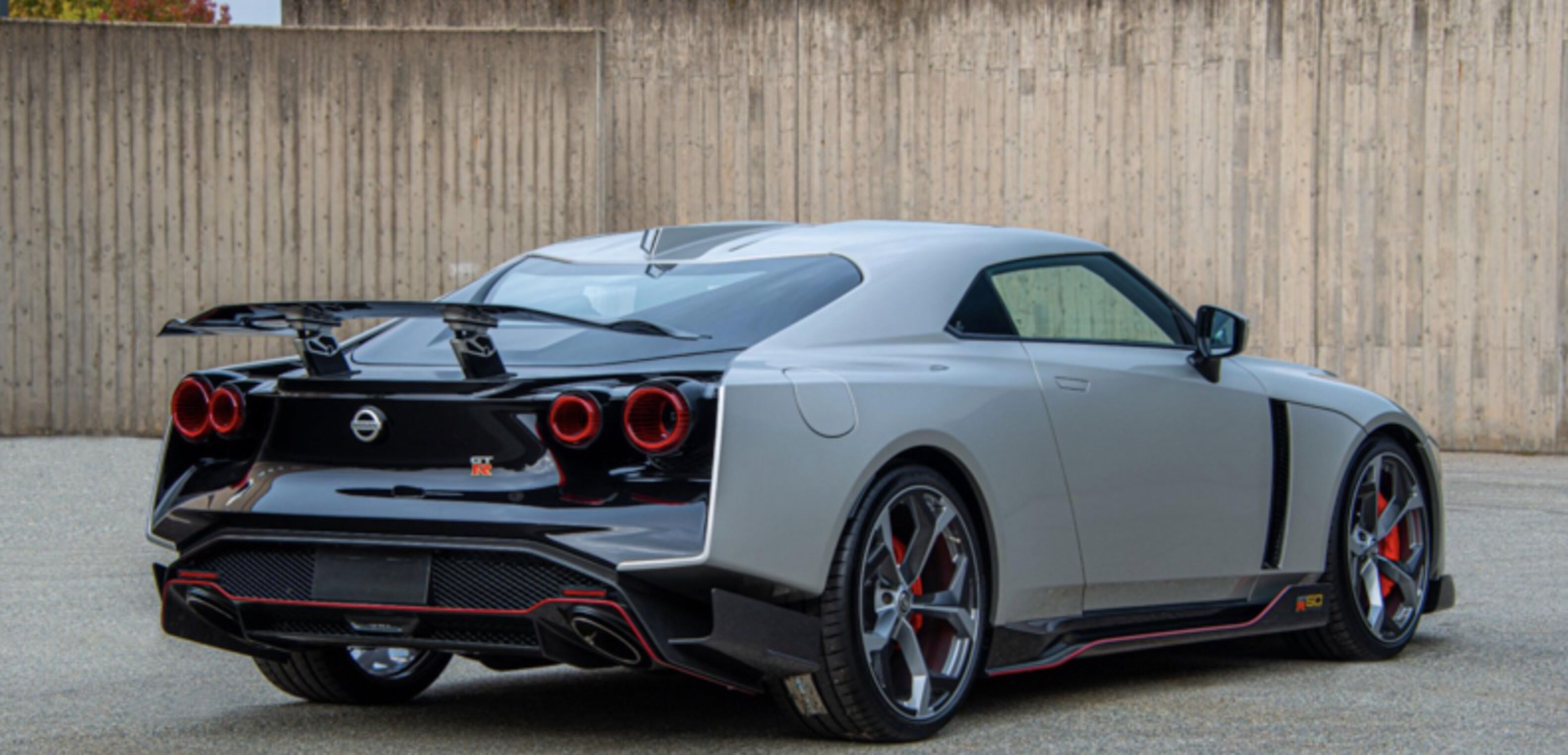 Nissan GT-R50