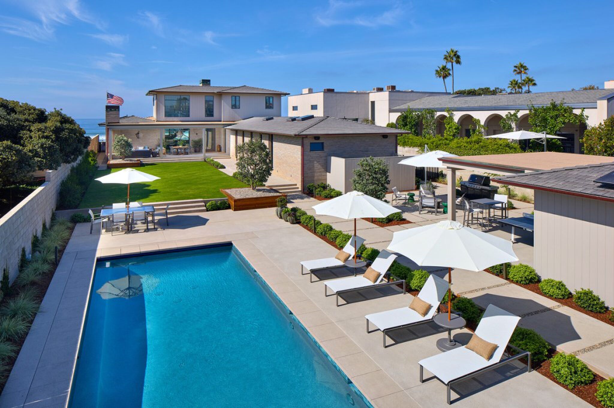 Villa San Diego Bill Gates