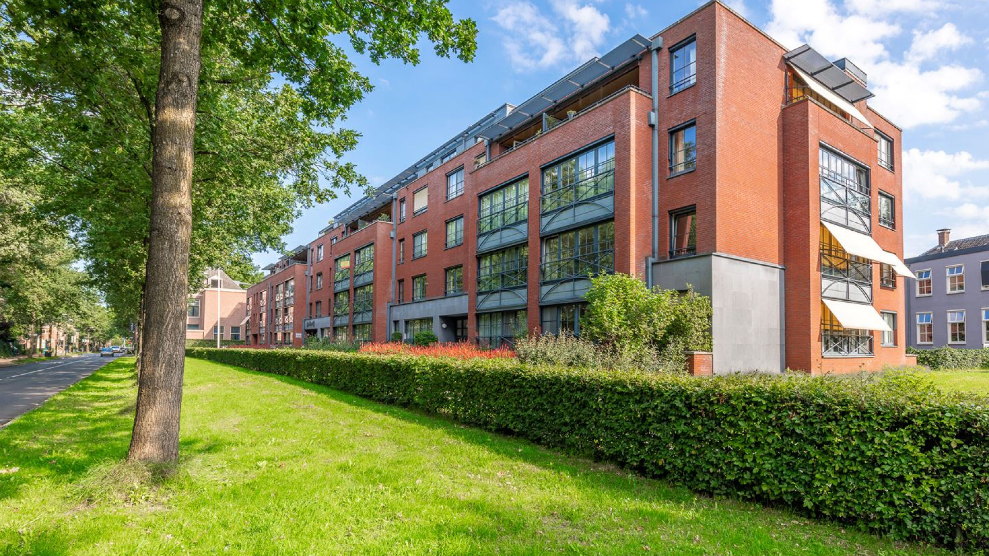 Enzo Knol appartement