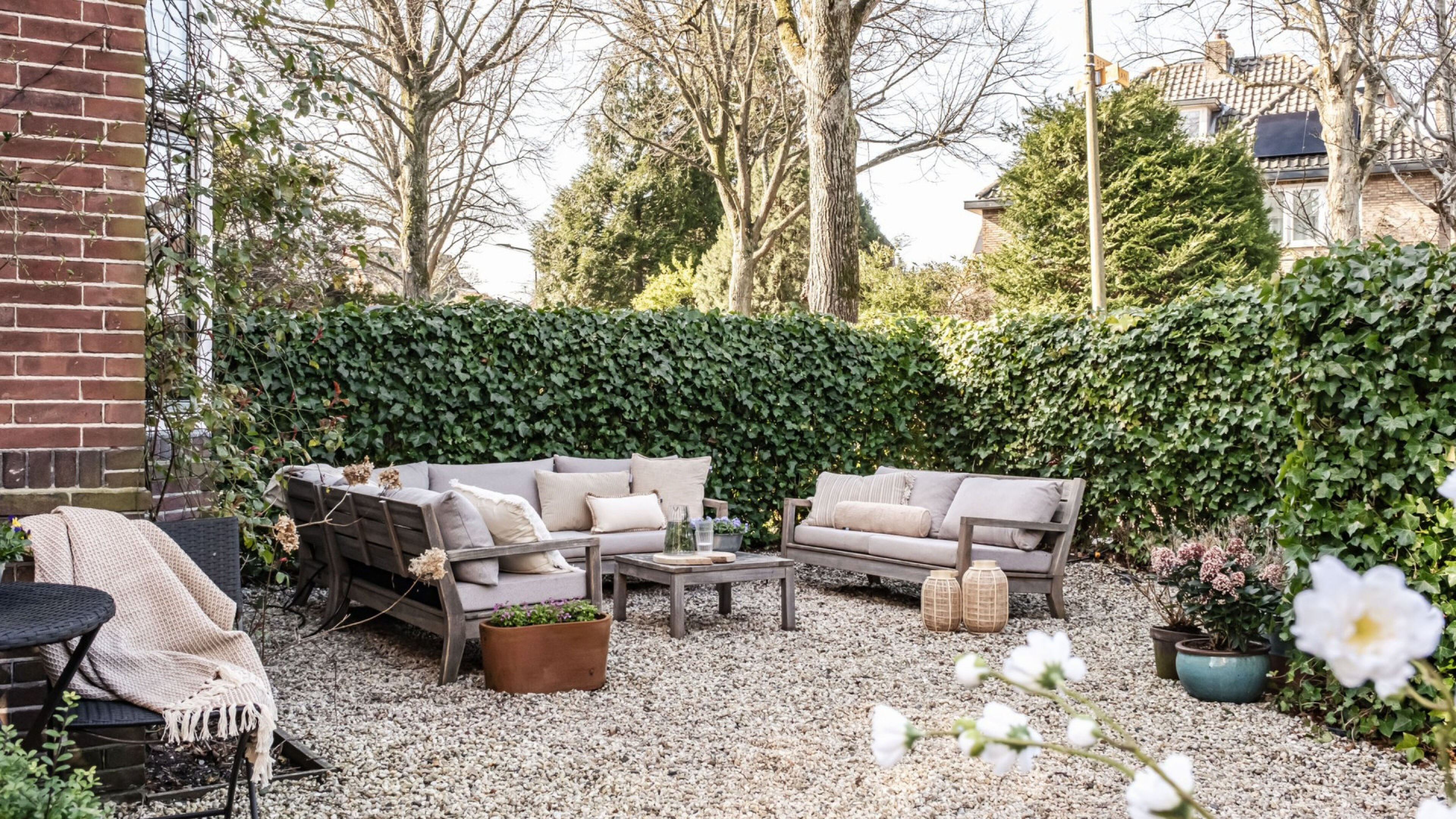 De achtertuin van de villa van Elise Schaap in Bloemendaal