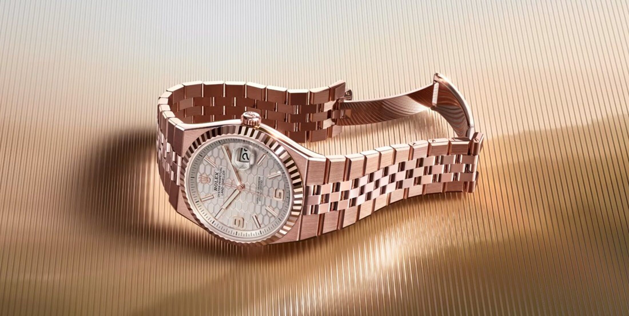 Een roségouden Rolex Land-Dweller, één van de nieuwe horloges in 2025