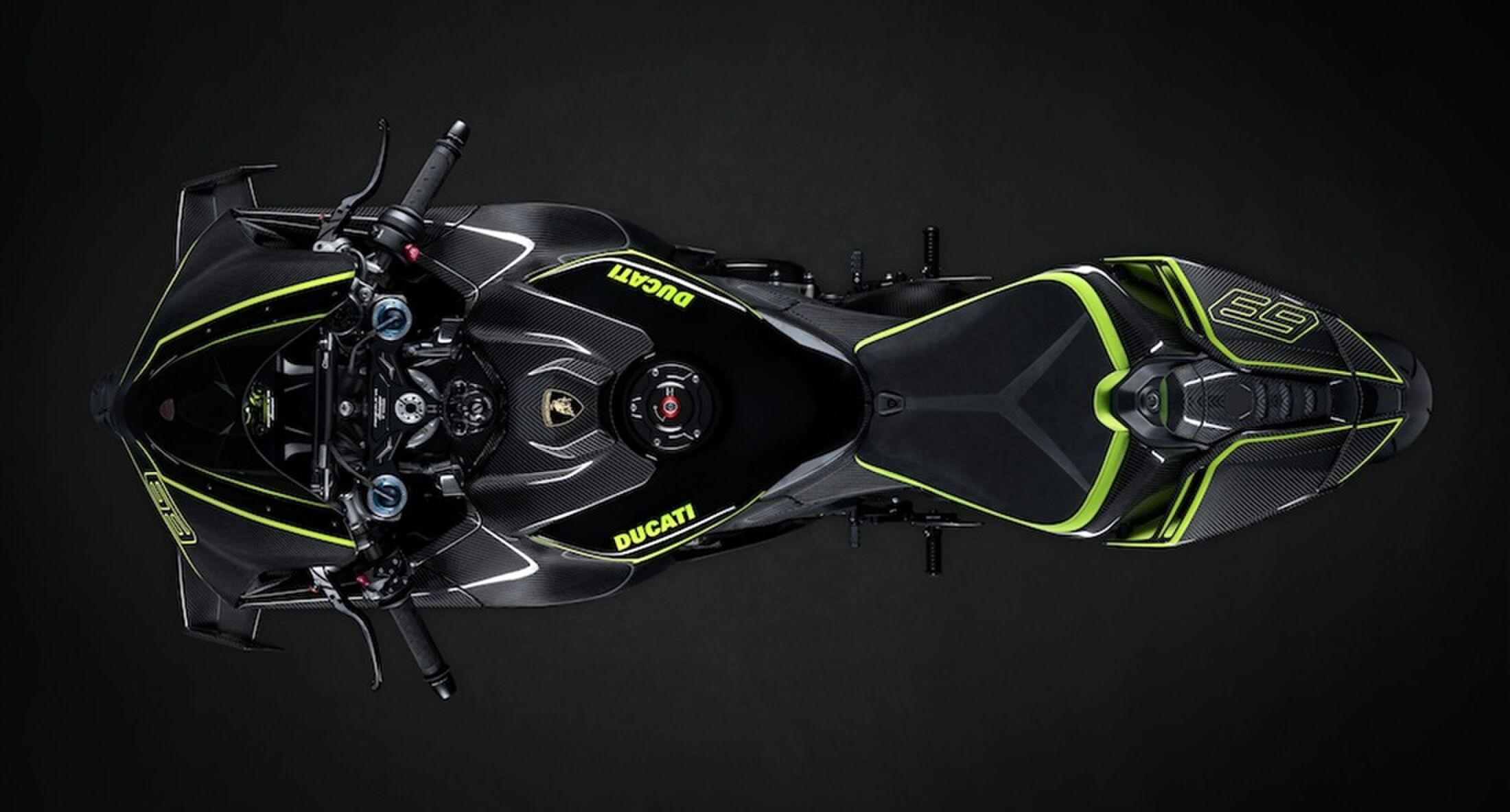 De nieuwe motorfiets van Ducati van boven, geïnspireerd op de Lamborghini Revuelto