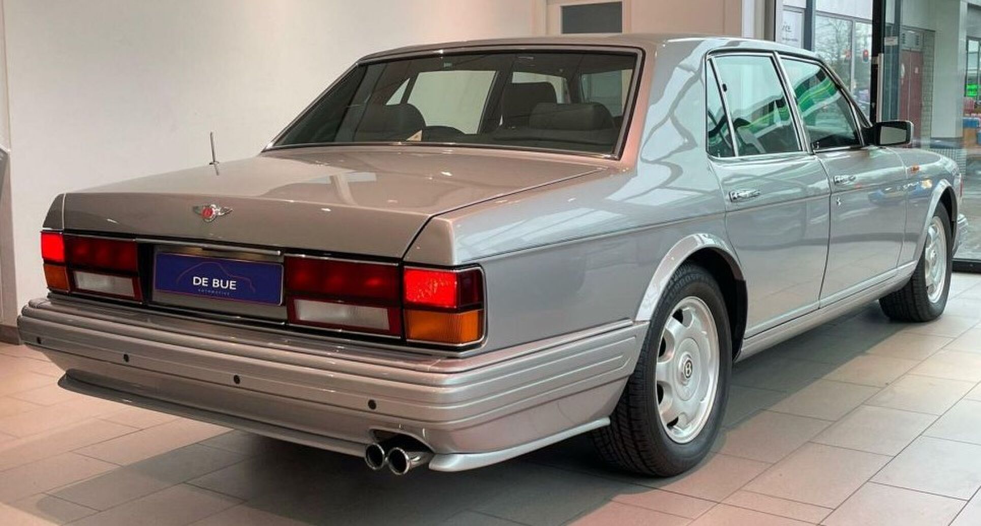 De Bentley Turbo R SWB (Short Wheelbase) uit 1996 op Marktplaats 
