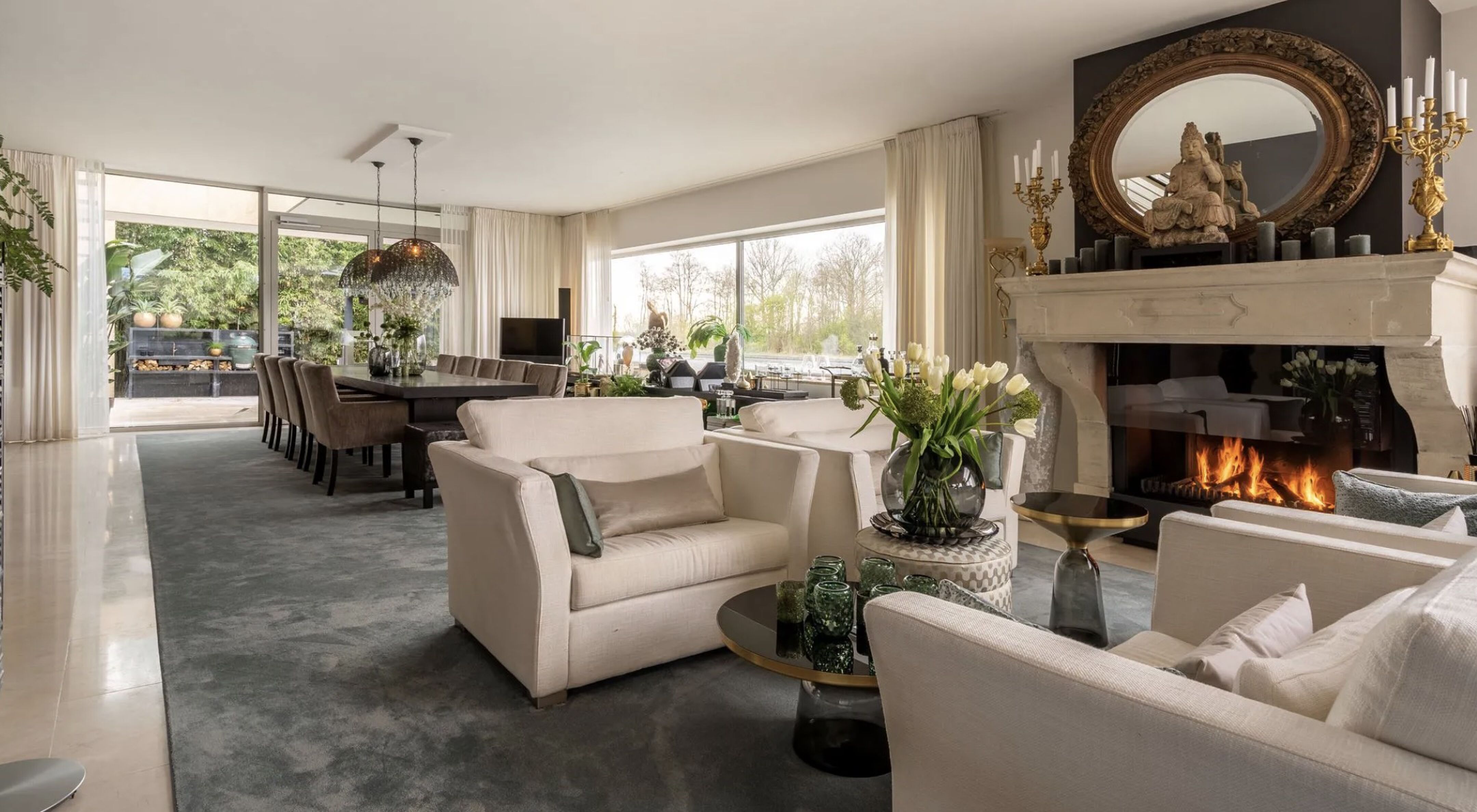 De villa van een miljonairsweduwe in Vinkeveen