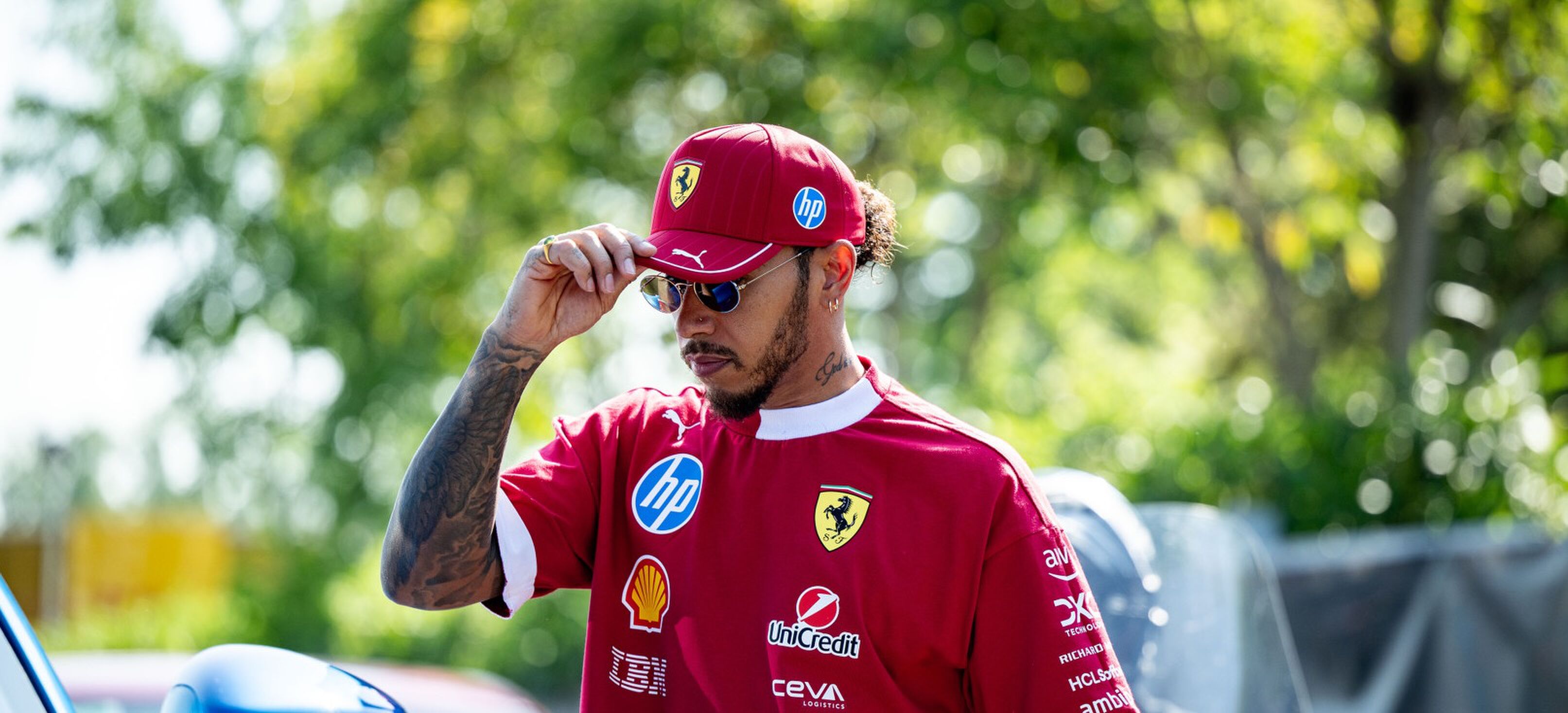 Lewis Hamilton werd tijdens de GP in Barcelona gespot met een Richard Mille-horloge om de pols