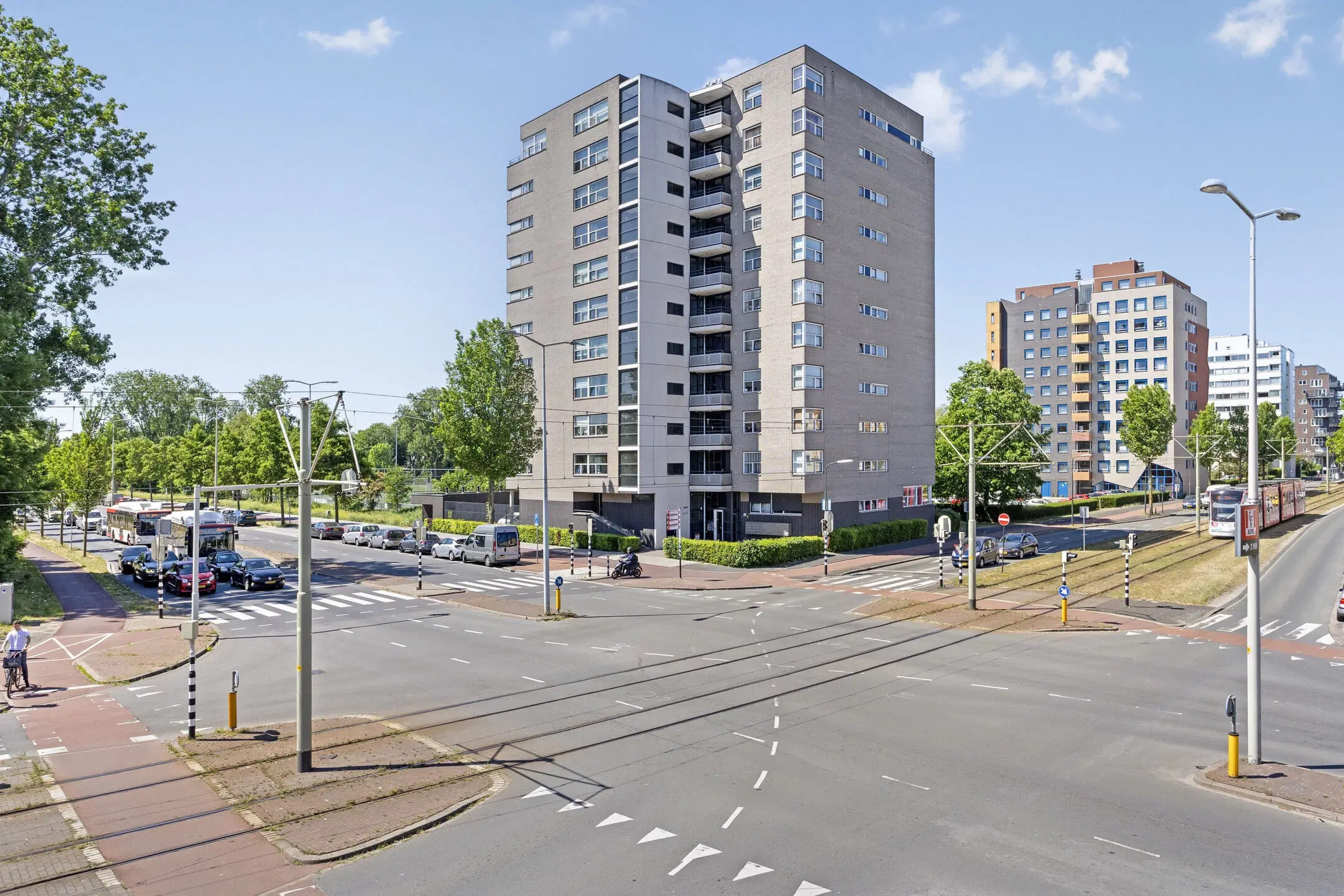 Het appartement van Romeo Castelen gaat naar de veiling