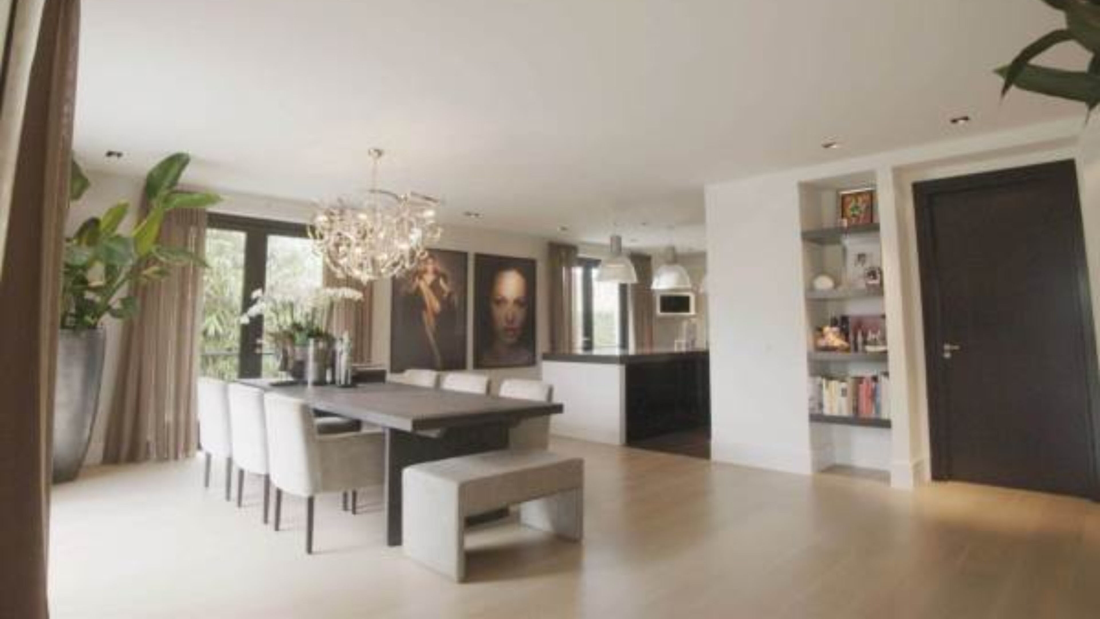 De villa van Marcel Keizer aan de Vinkeveense Plassen