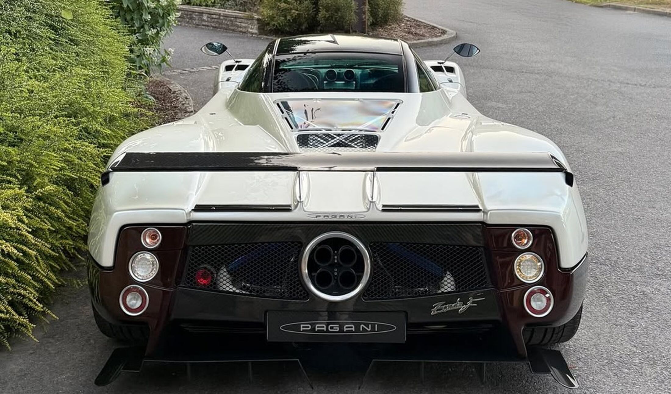 De achterzijde van de Pagani Zonda F