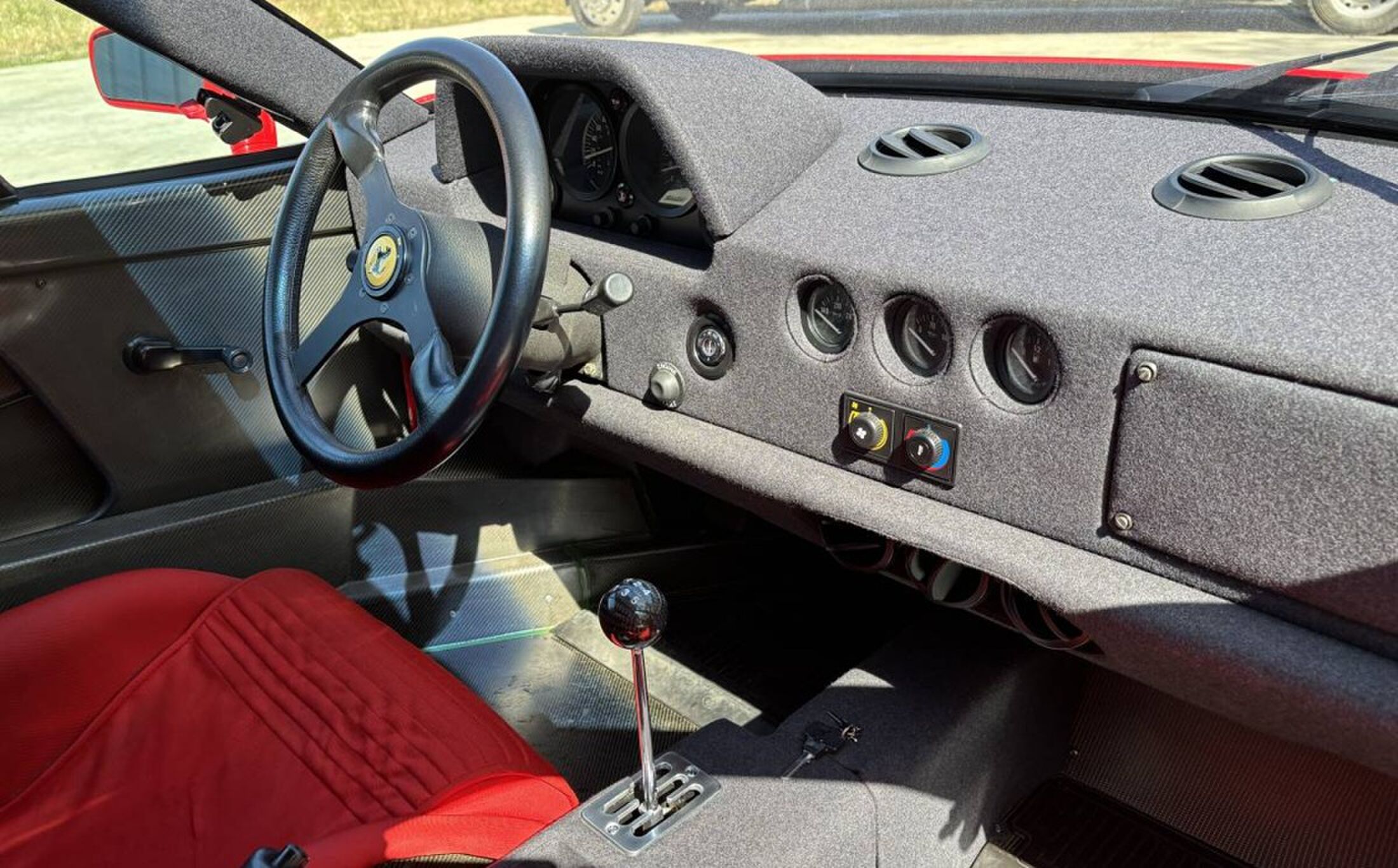 Het interieur van de Ferrari F40