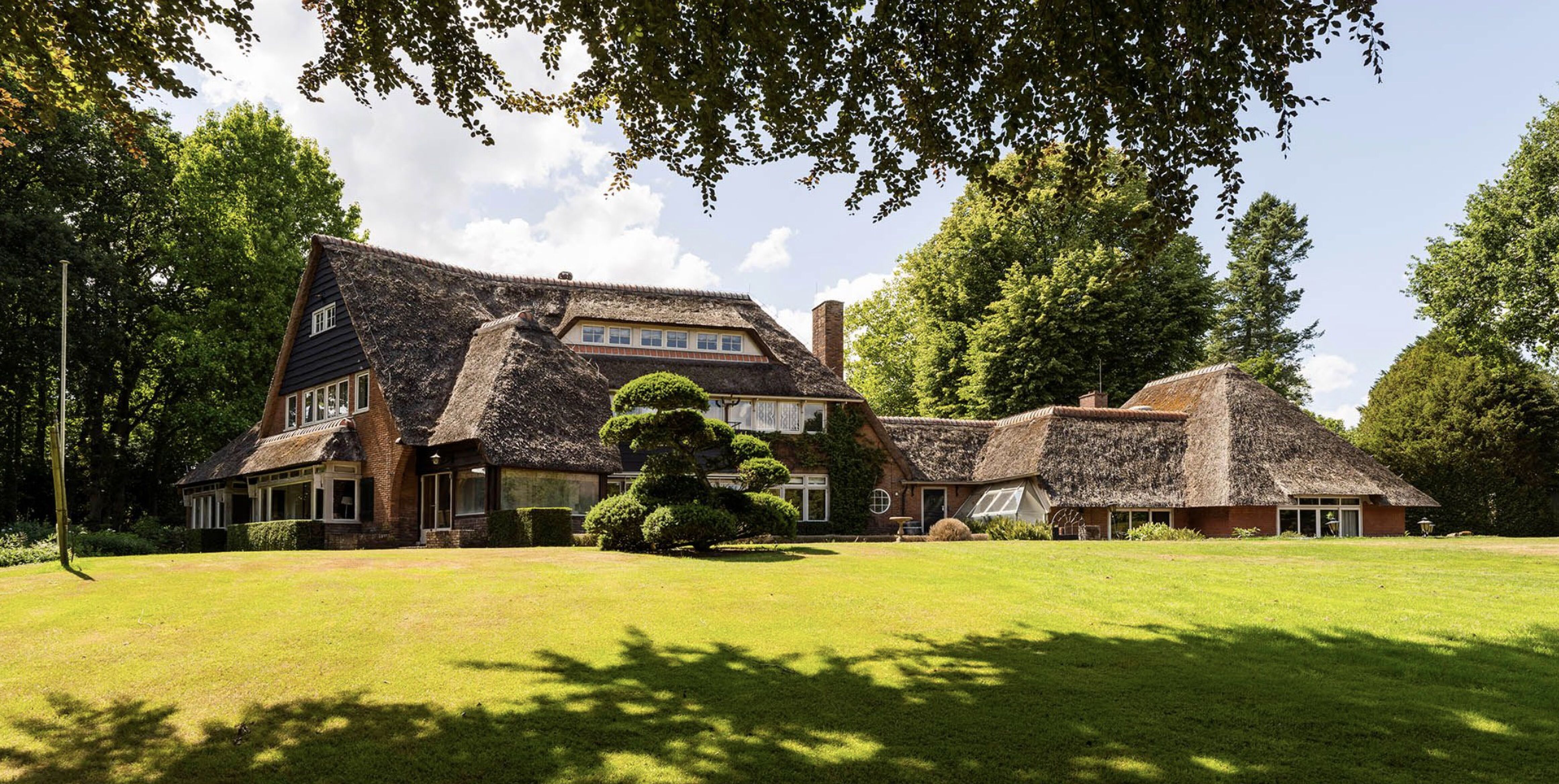 Aan dit perceel van een wijlen miljardair moet nog heel veel gebeuren, toch kost-ie € 7,9 miljoen