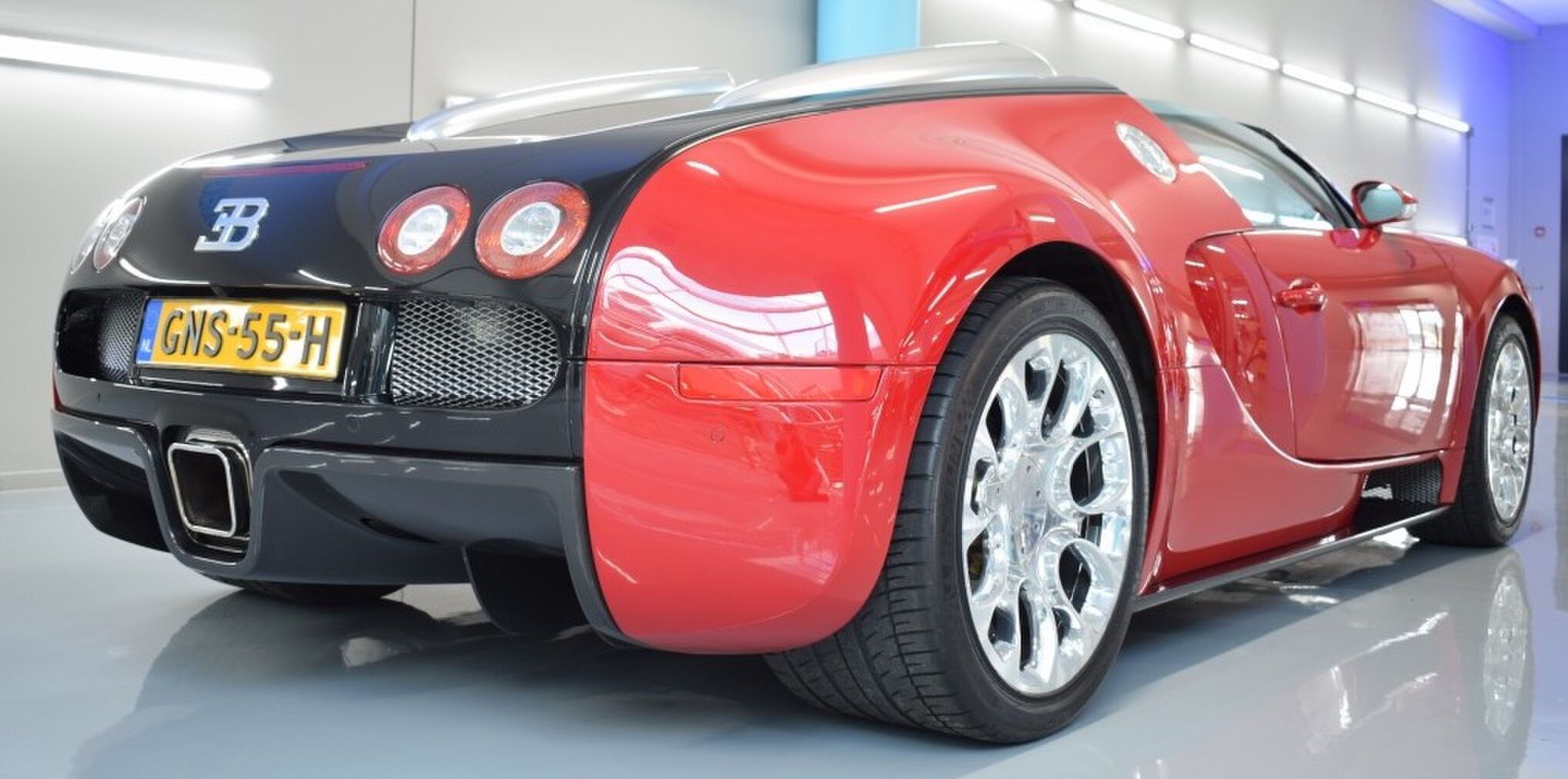 De Bugatti Veyron van Rick van Stippent