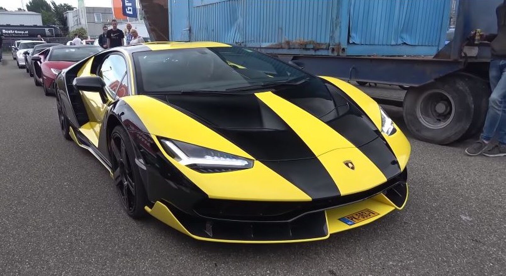 De Lamborghini Centenario van ondernemer Gerard Zondervan op oude beelden