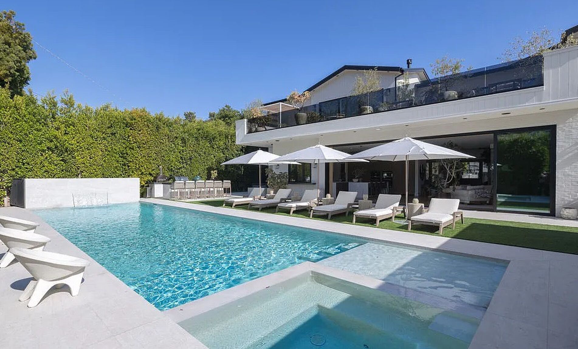 De villa van Adriana Lima in Los Angeles