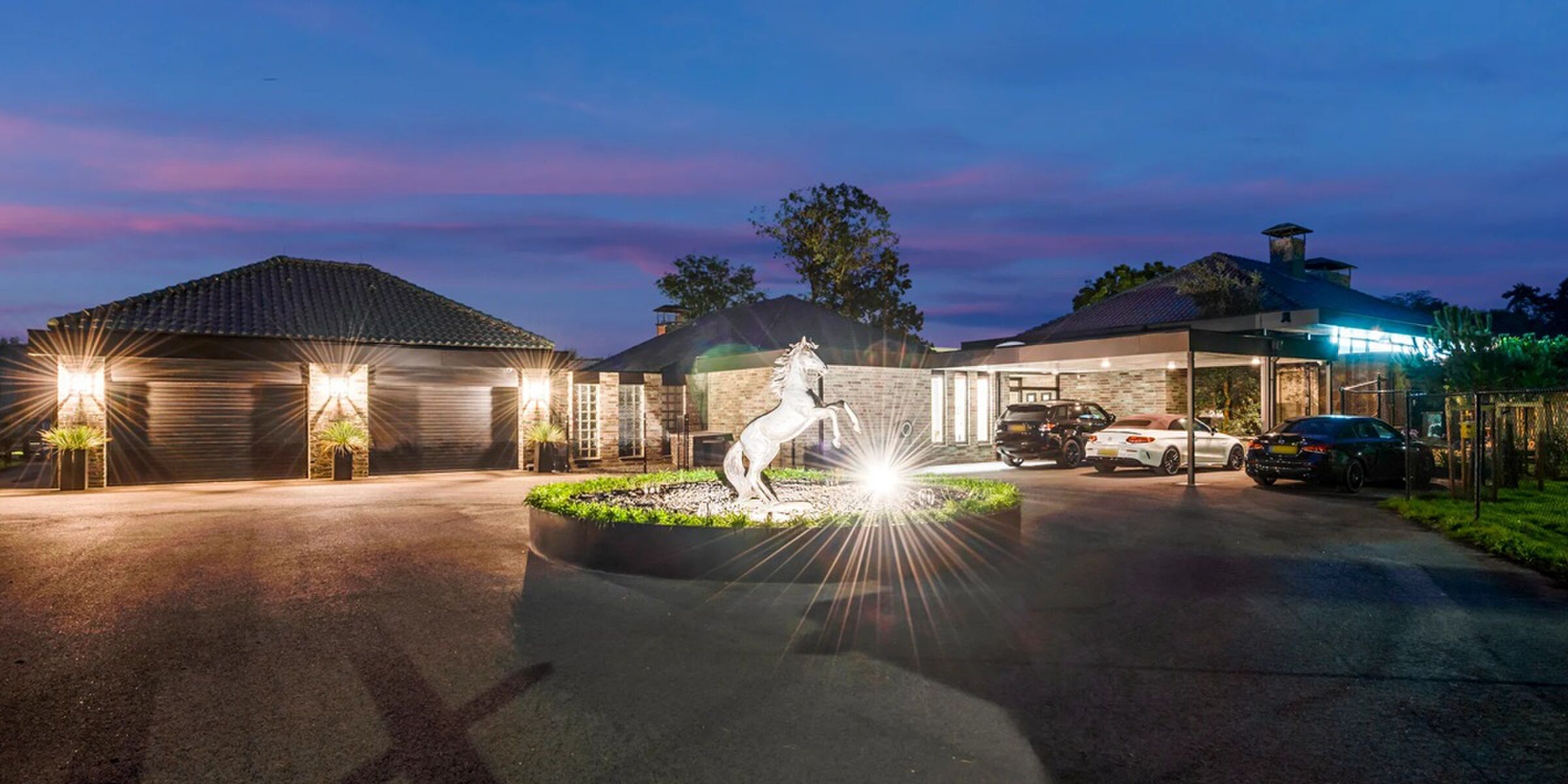 Funda-parel: de ideale woning voor paardenliefhebbers staat te koop voor € 1,7 miljoen