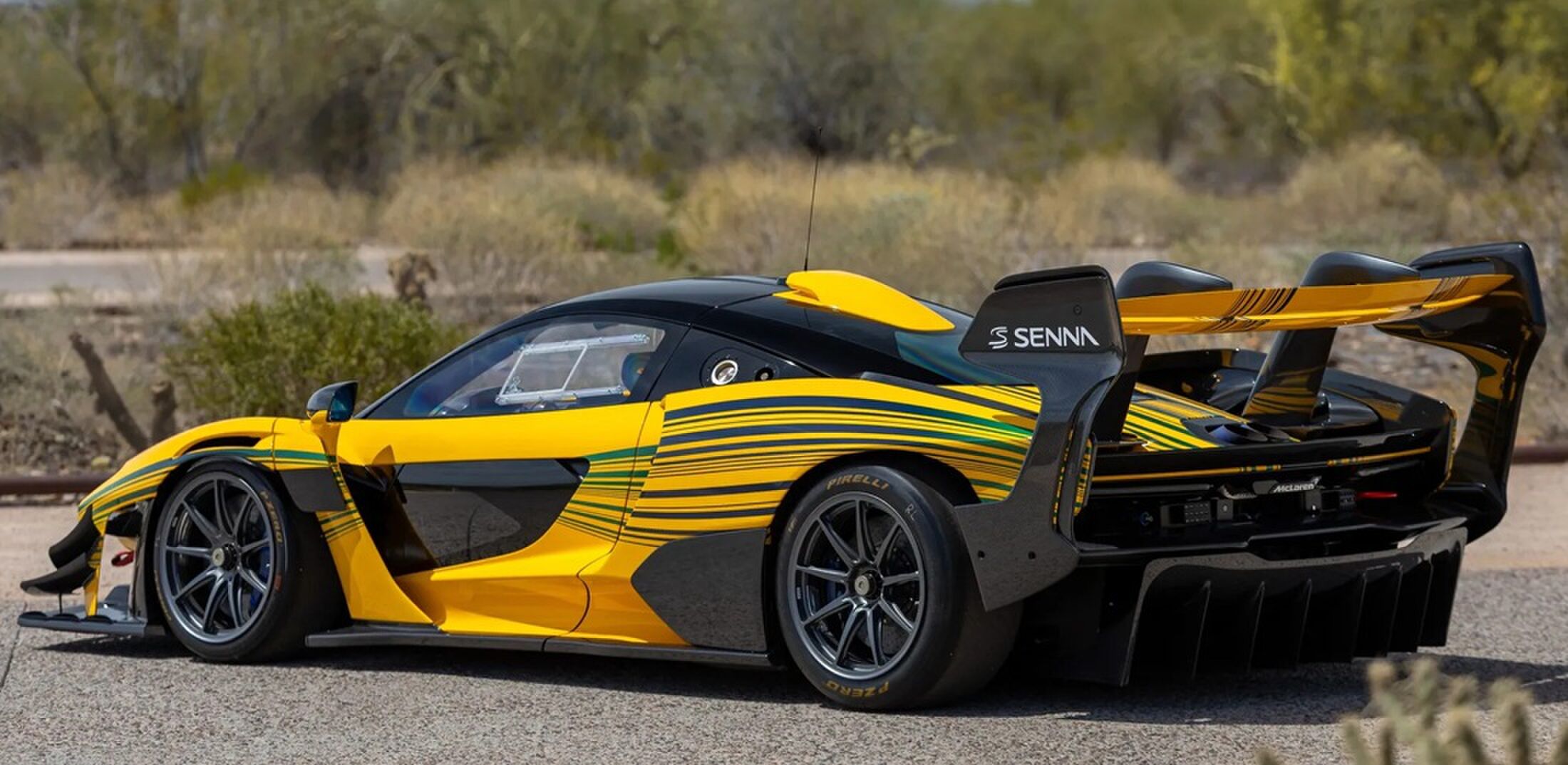 De McLaren Senna GTR die te koop staat op een veiling.