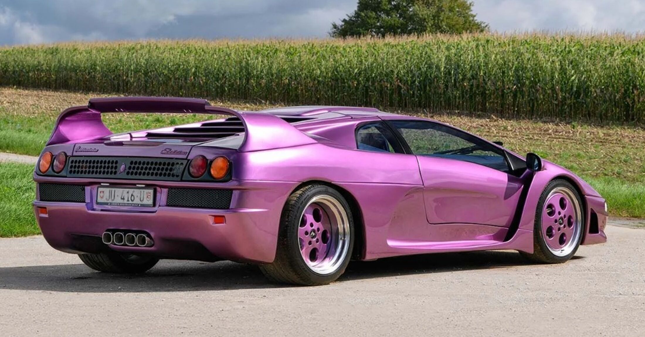 De achterzijde van de zeldzame Lamborghini Diablo