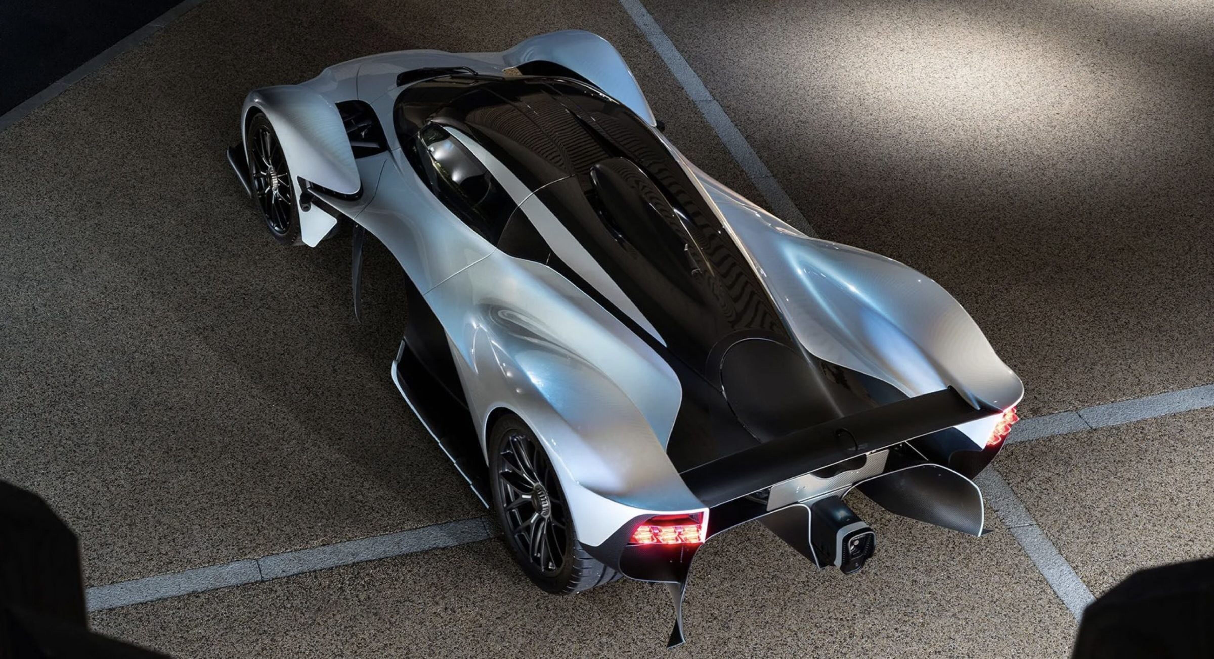 De Aston Martin Valkyrie van Daniel Ricciardo