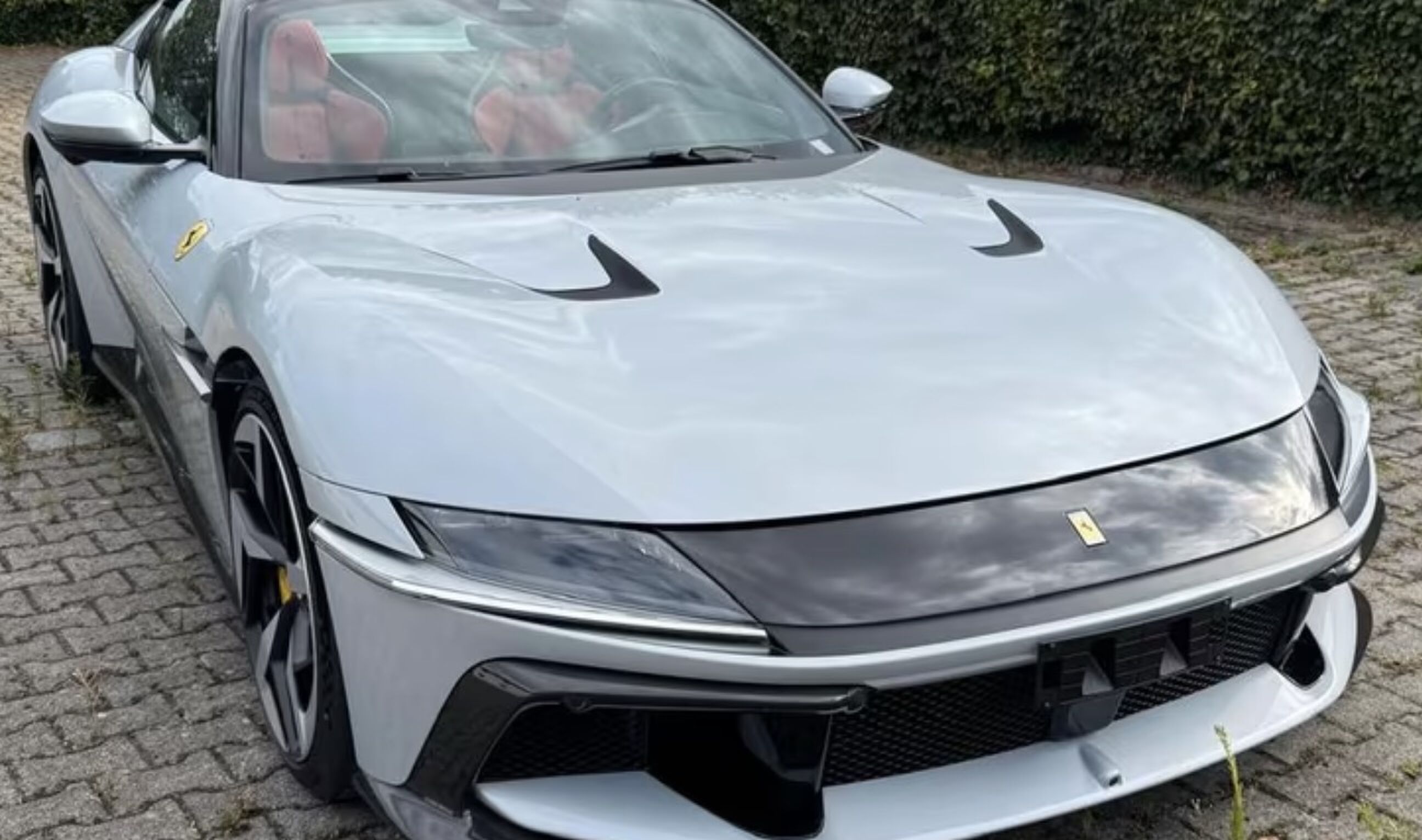 Eén van de exemplaren van de Ferrari 12Cilindri op Marktplaats