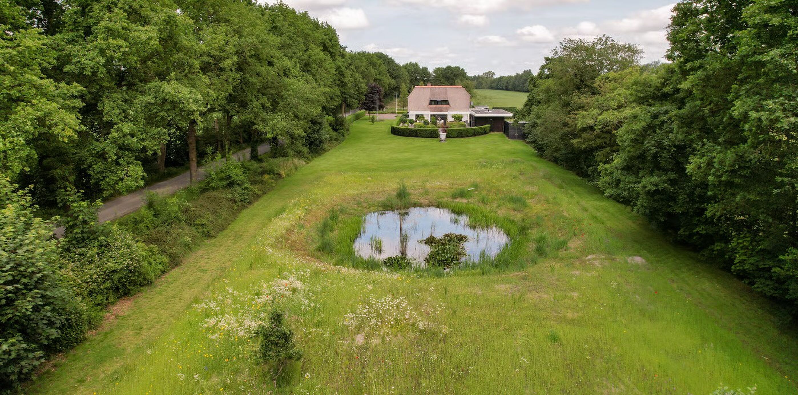 De villa in Drogeham