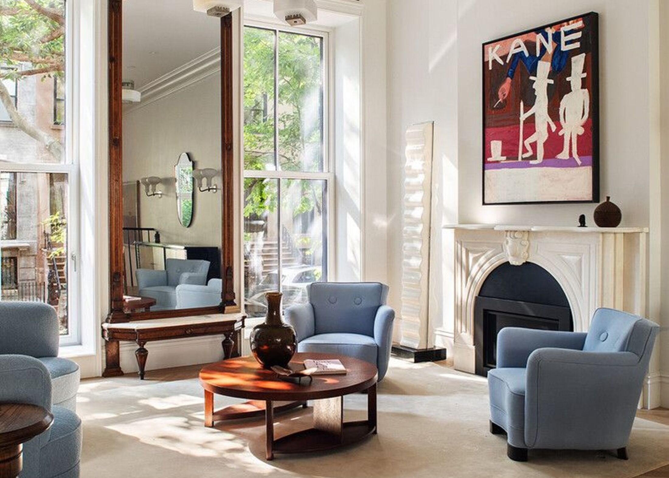 De living van de villa in Cobble Hill