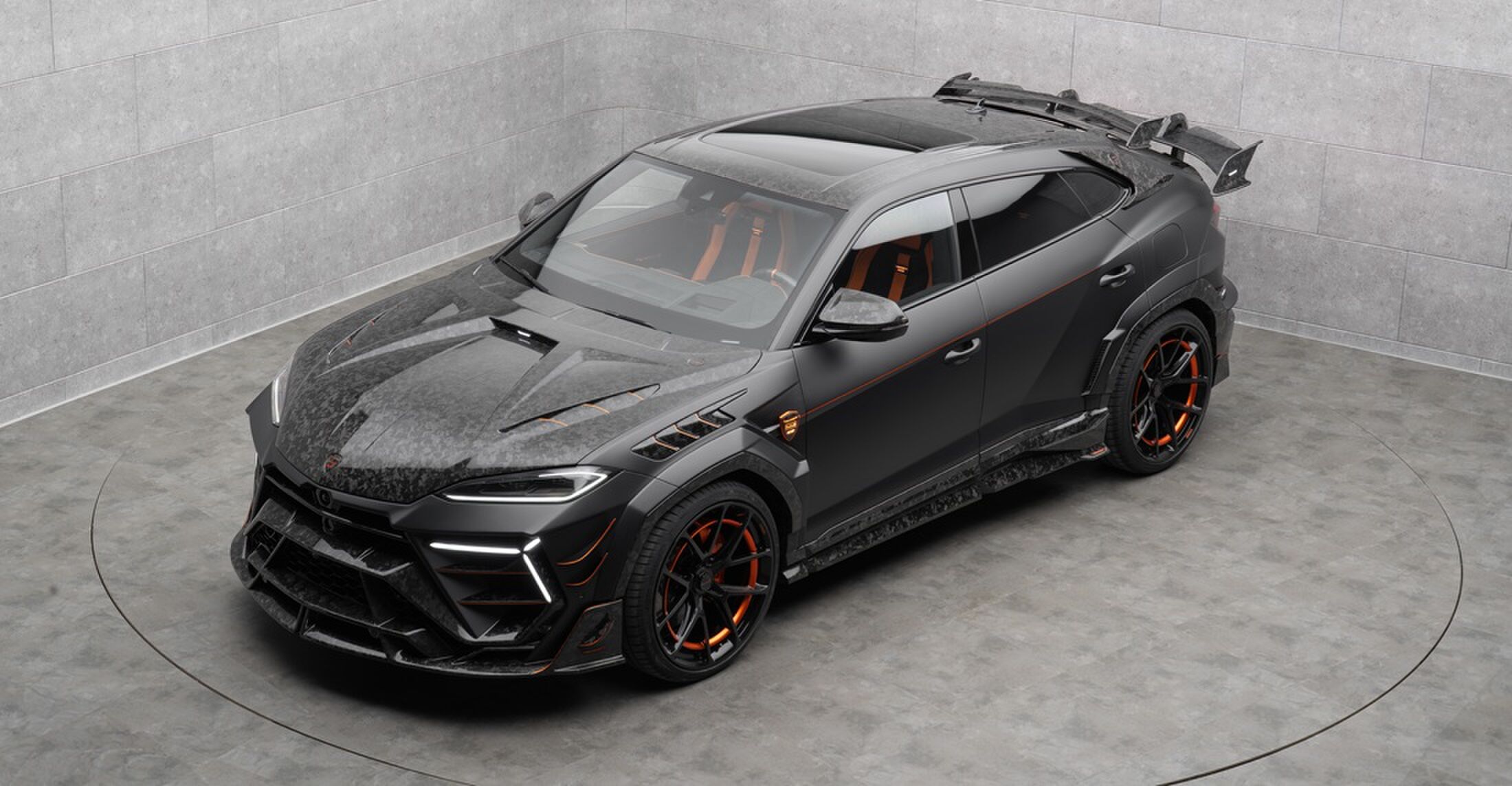 De Lamborghini Urus SE van Mansory
