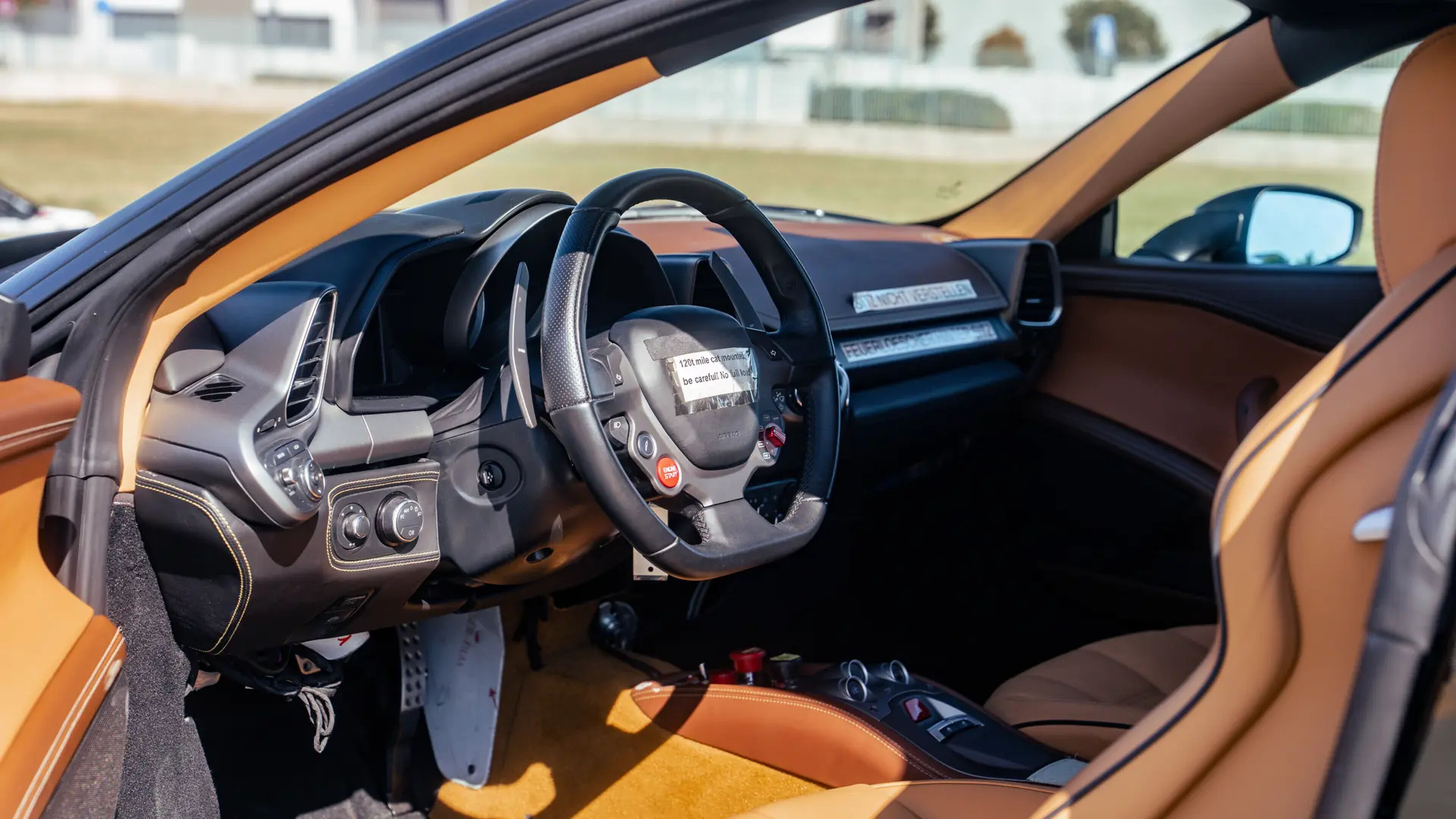 Het interieur van het Ferrari 458-prototype